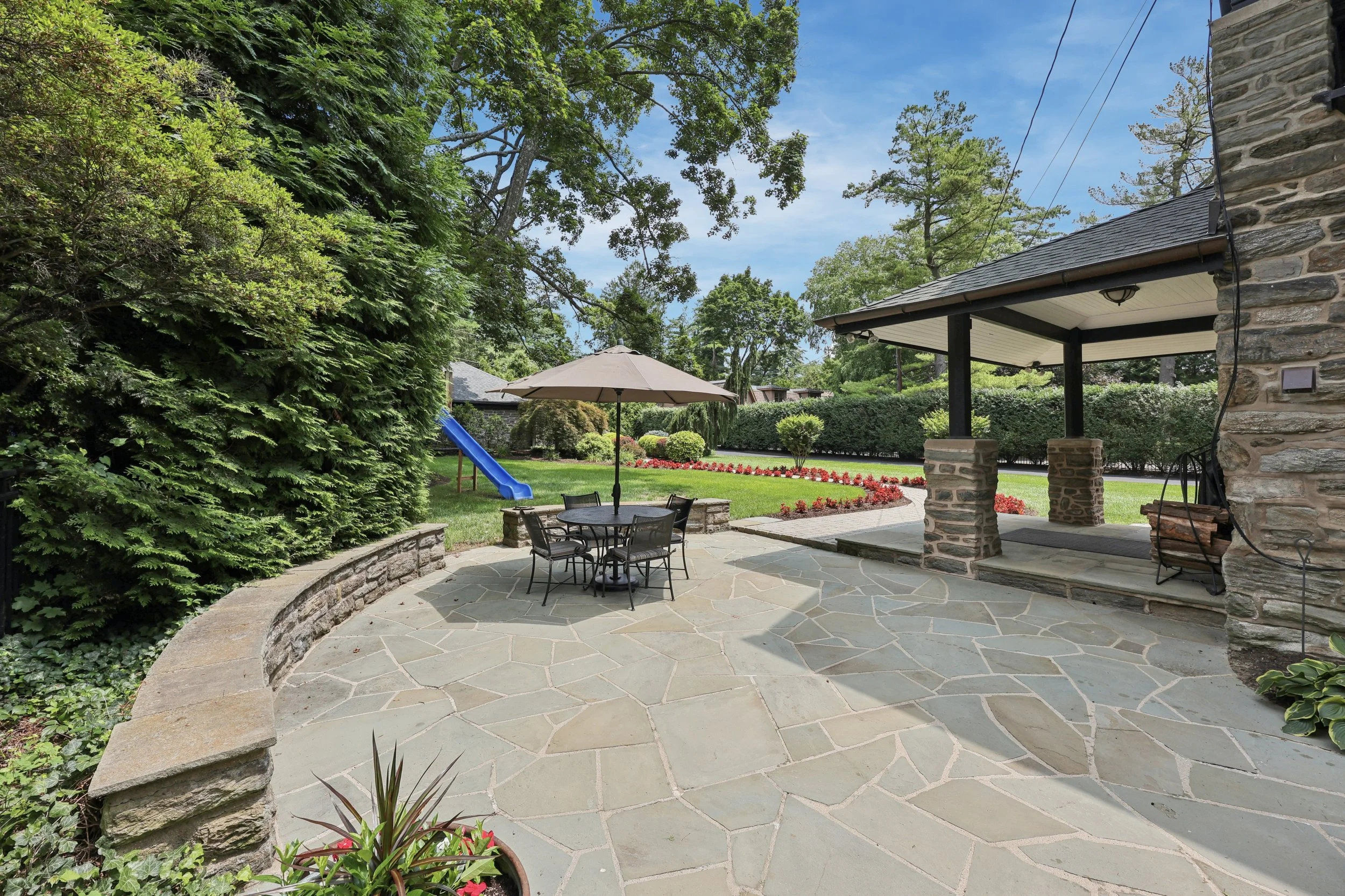 8111 St Martins Ln_20.jpg