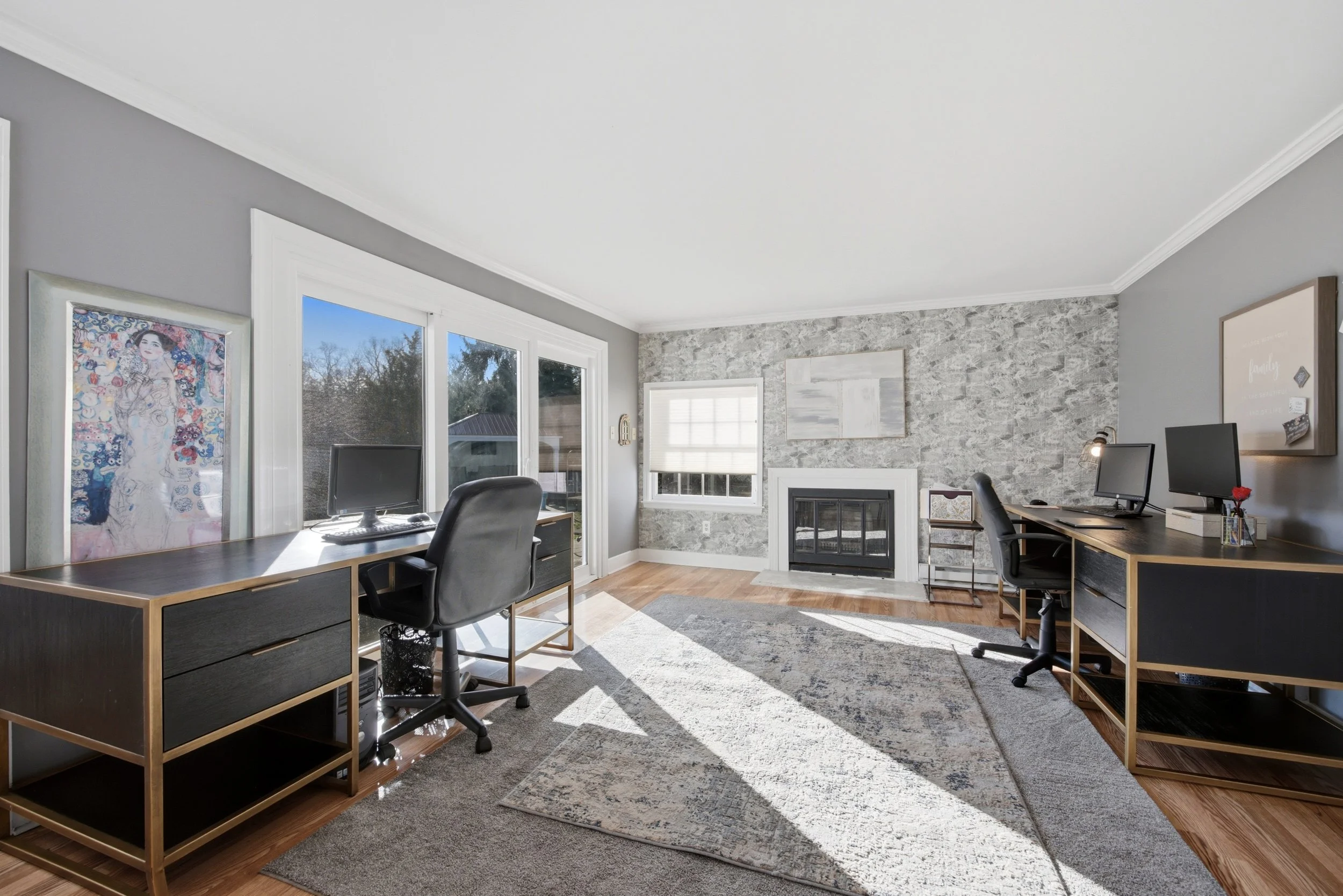 11-305 Wister Rd_11.jpg