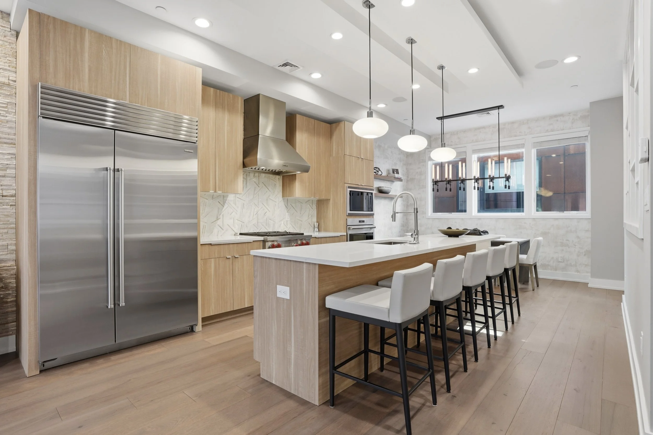 07-611 N Galloway St_14.jpg