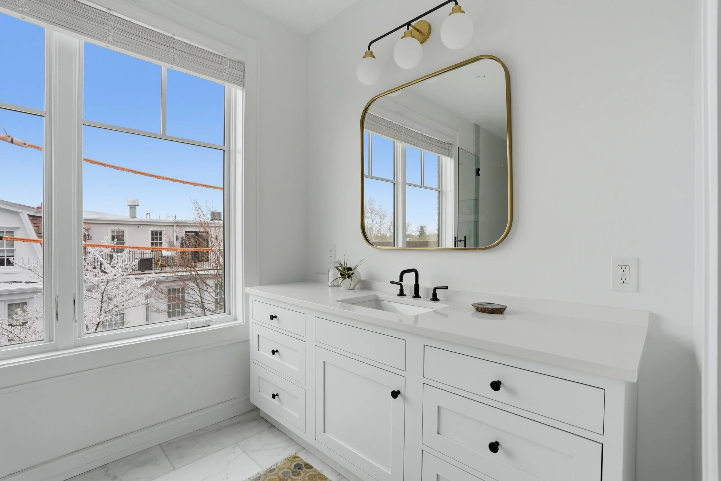 8100 Germantown Ave_16.jpg