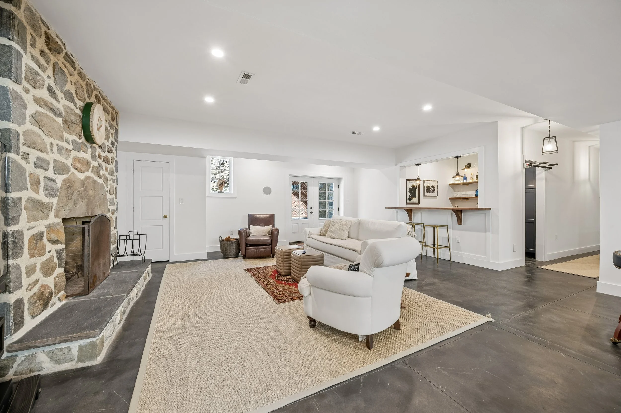 101 Hampton Ln_63.jpg