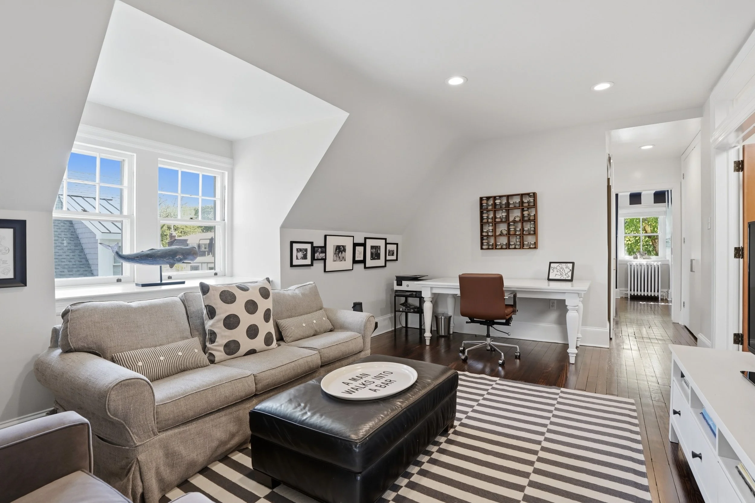 36 E Chestnut Hill Ave_29.jpg