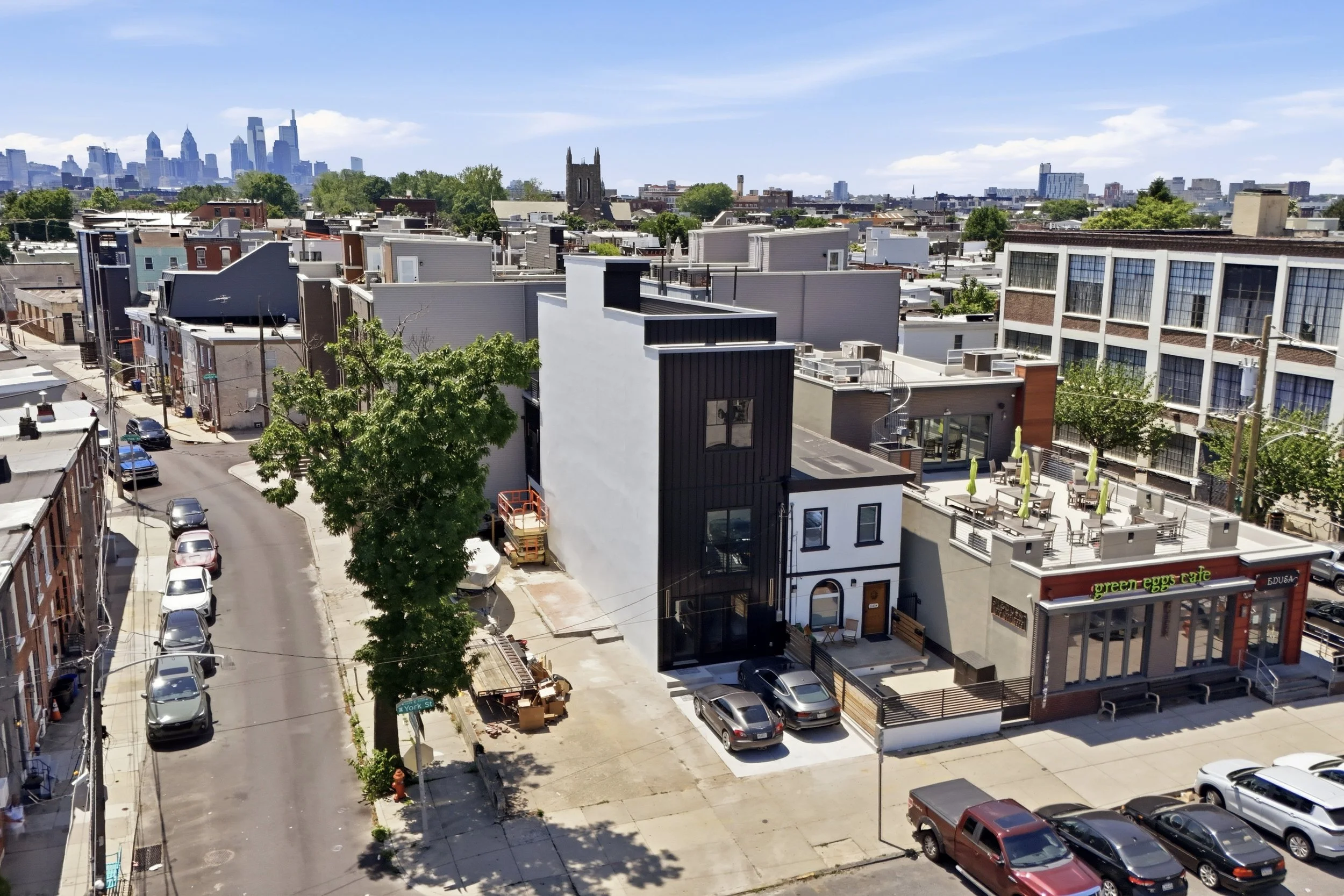 2506 E York St_38.jpg