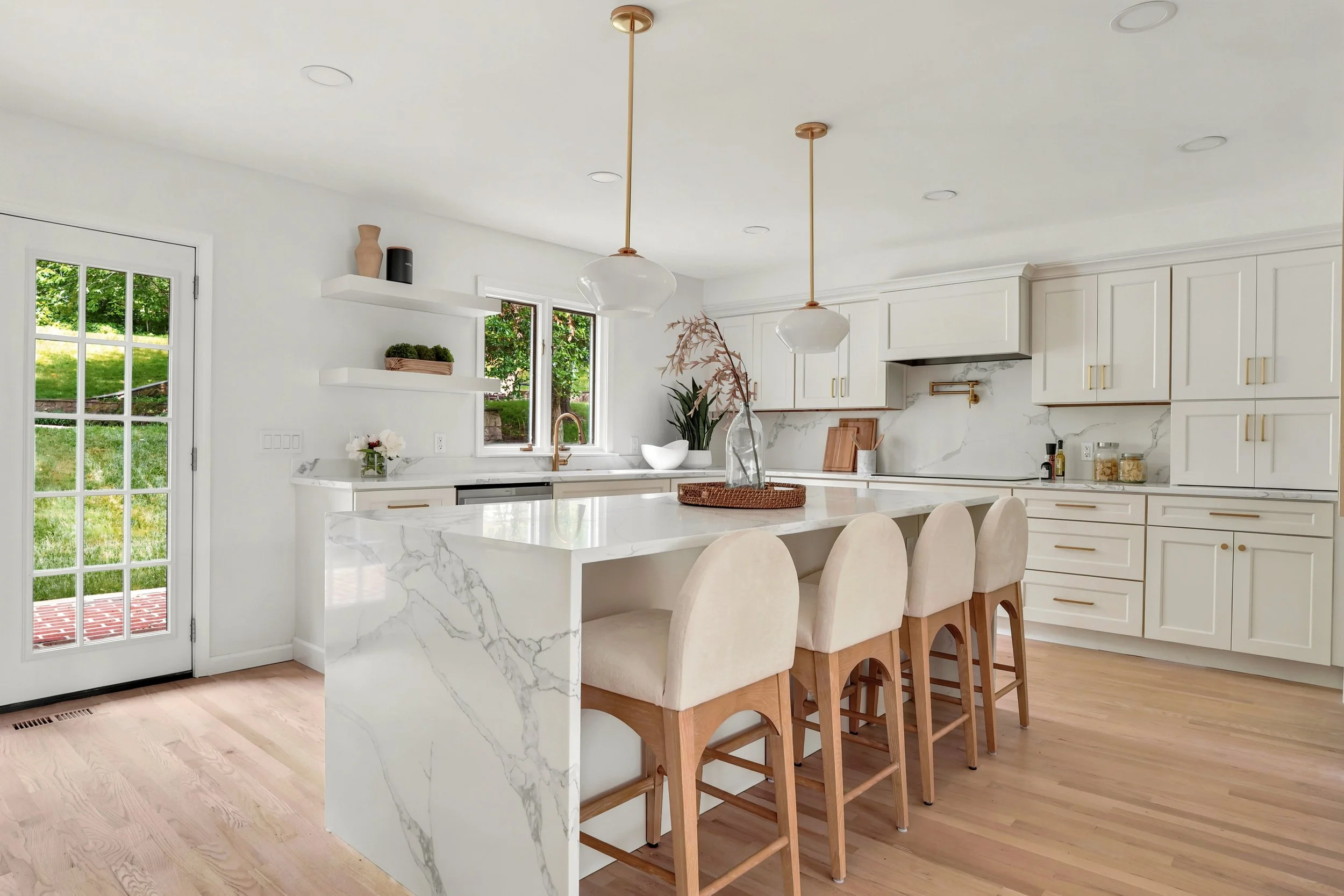 06-1137 Springmont Circle_09.jpg