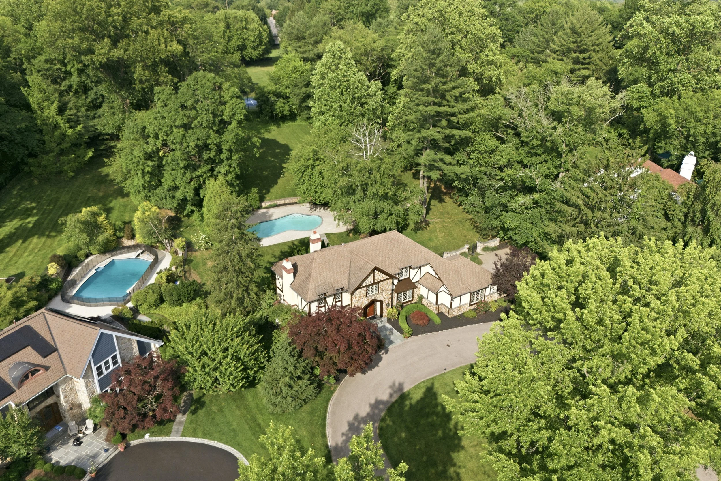 18-1137 Springmont Cir_40.jpg