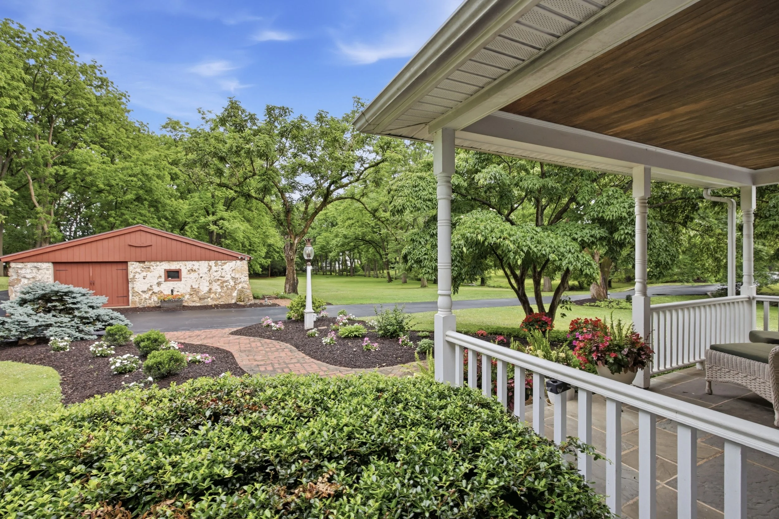05-2505BlackRiverRoad_07.jpg