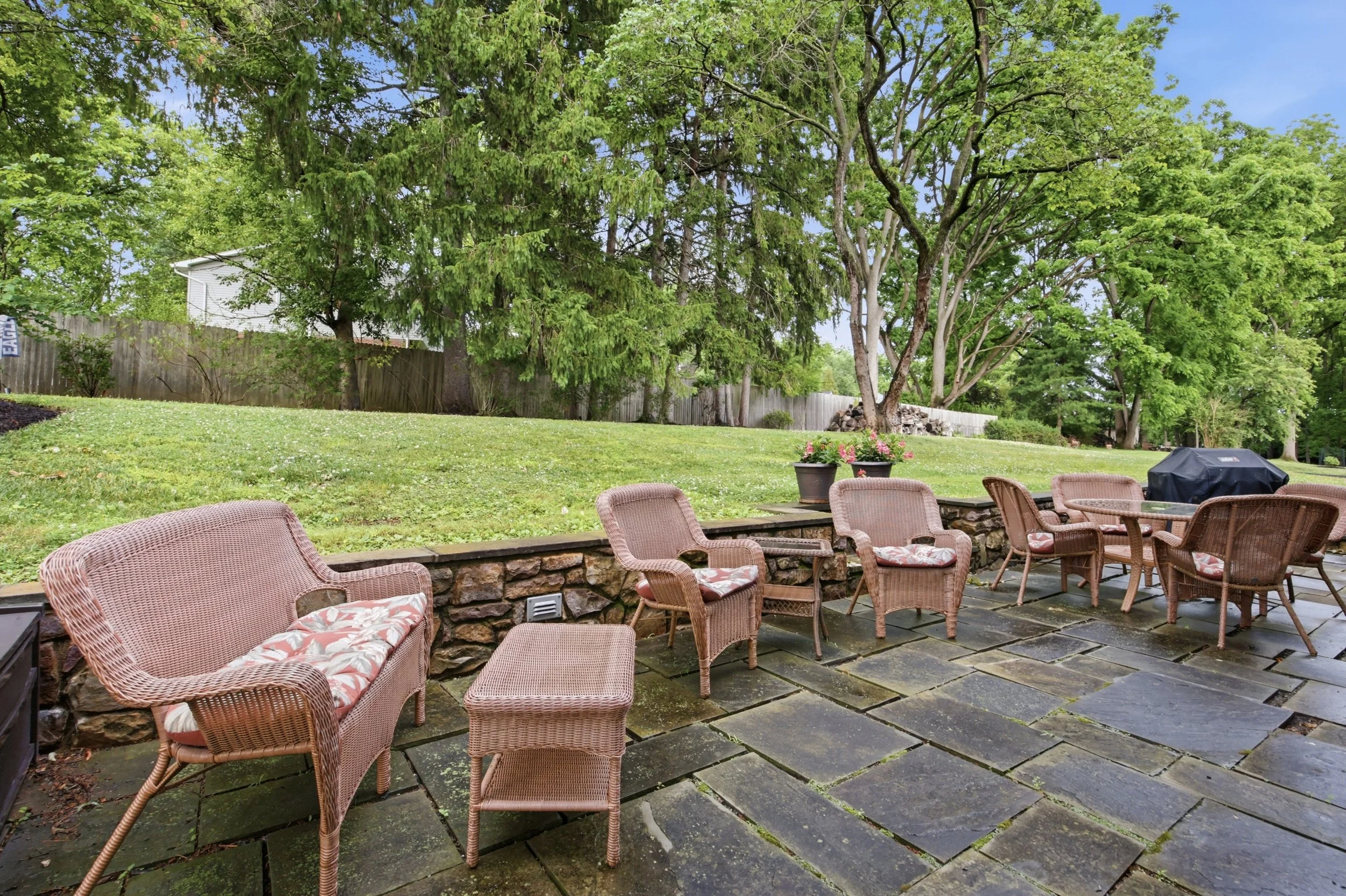 07-2505BlackRiverRoad_12.jpg