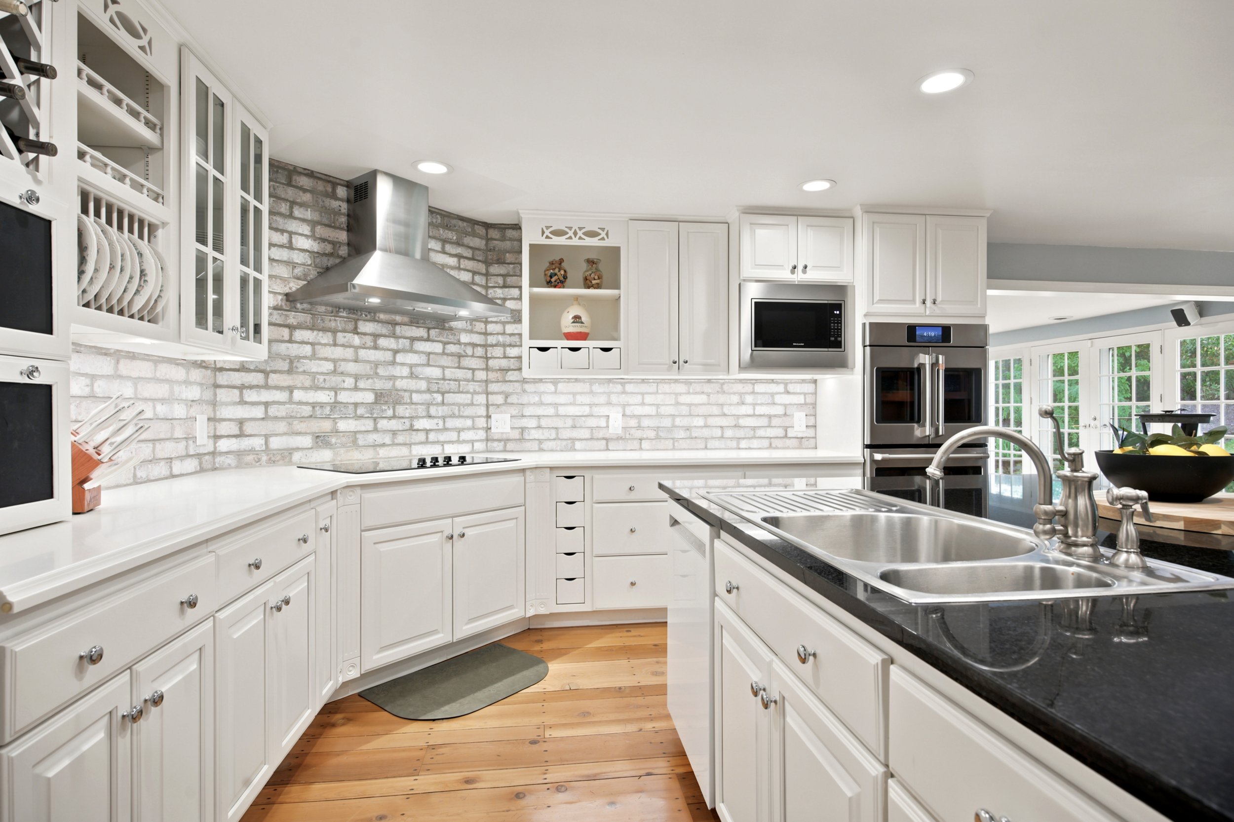14-2505BlackRiverRoad_22.jpg