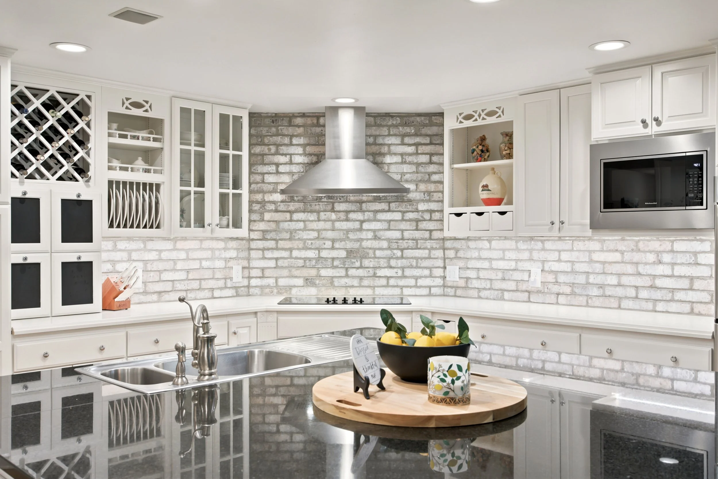 15-2505BlackRiverRoad_23.jpg