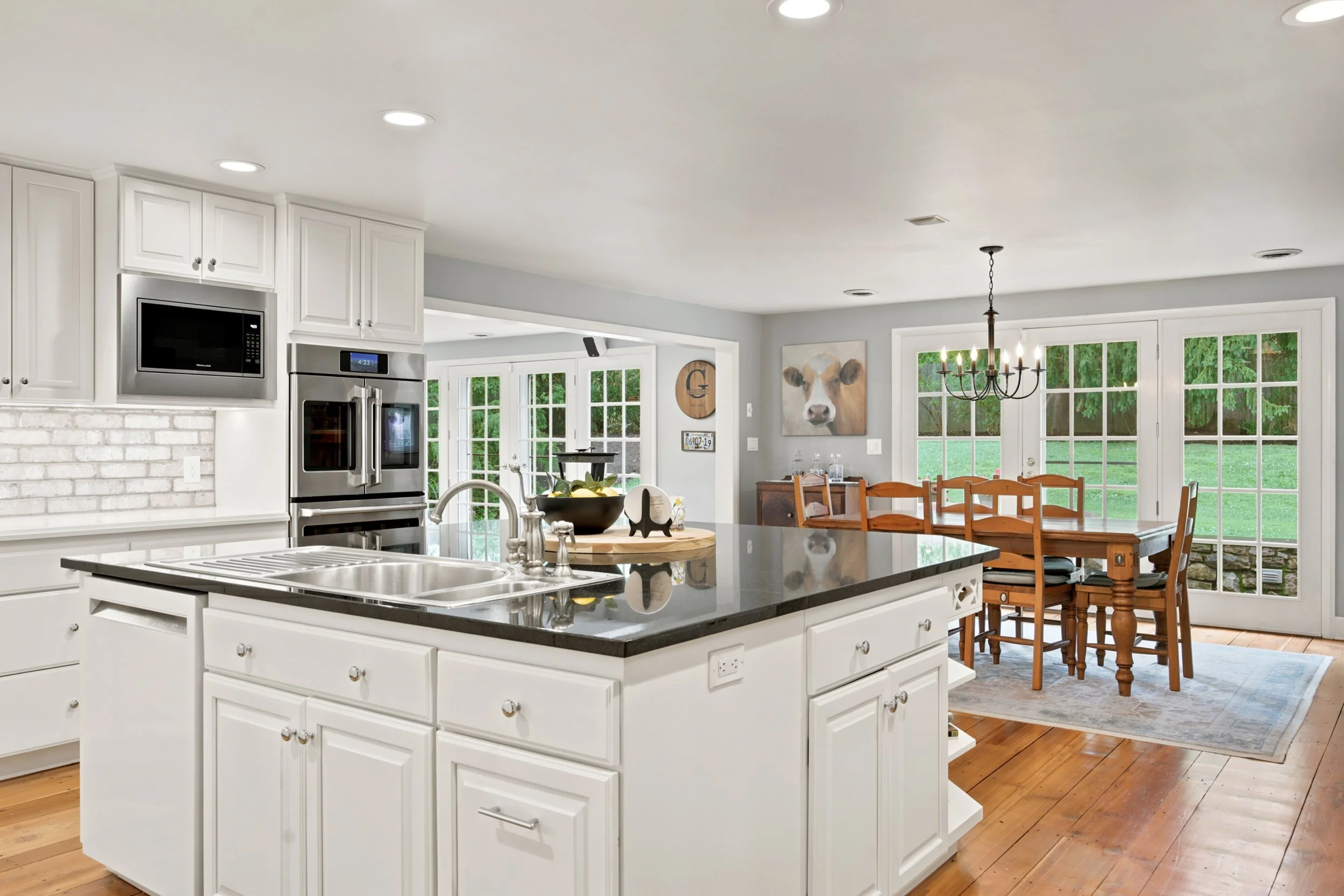 16-2505BlackRiverRoad_24.jpg
