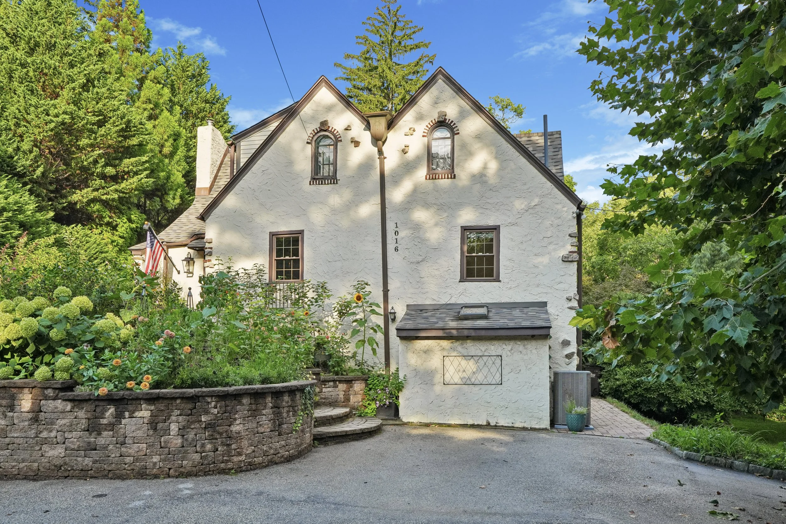 19-1016TrinityLn_33.jpg
