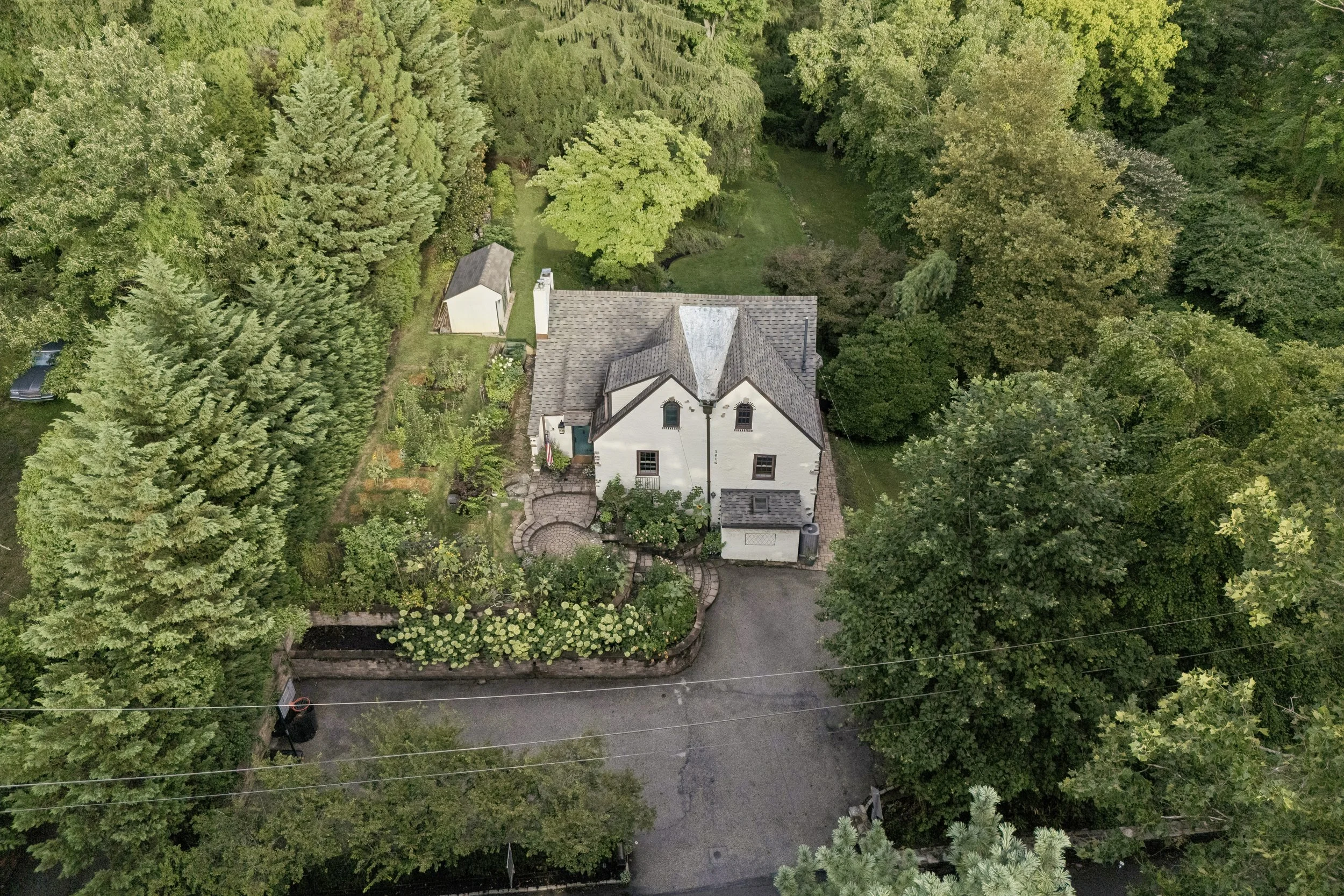 21-1016TrinityLn_36.jpg