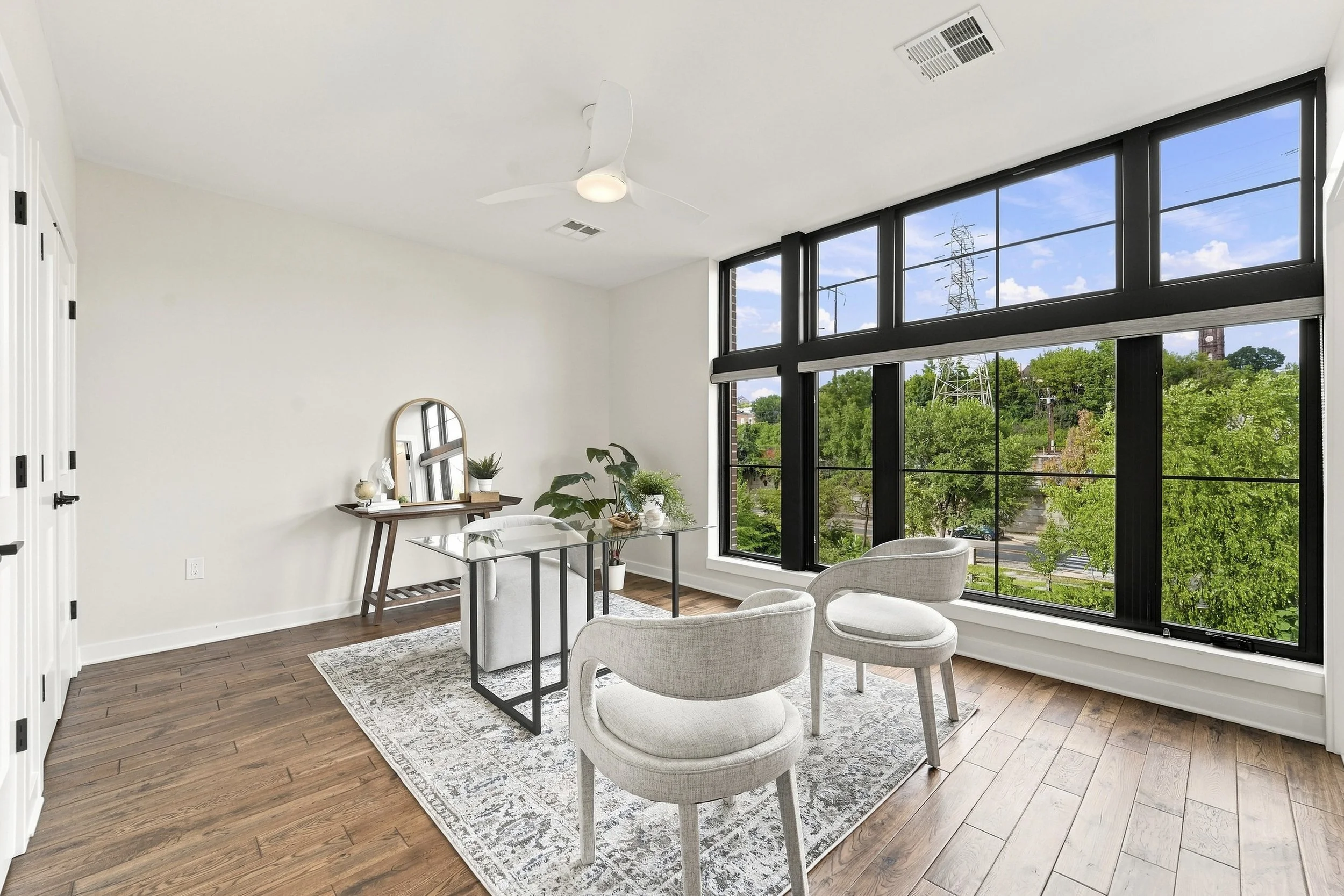 12-4529RiversideWay_16.jpg