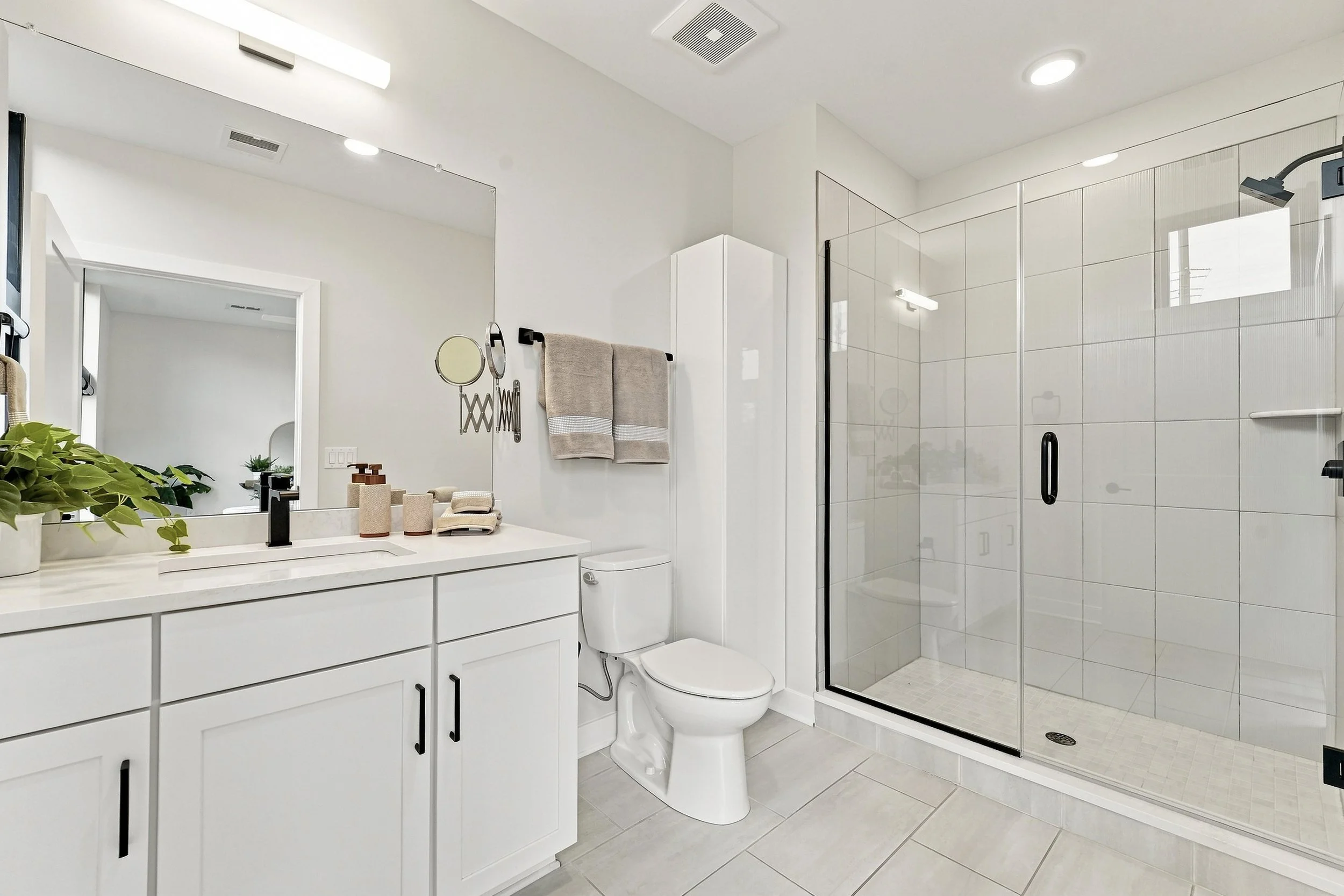 13-4529RiversideWay_17.jpg