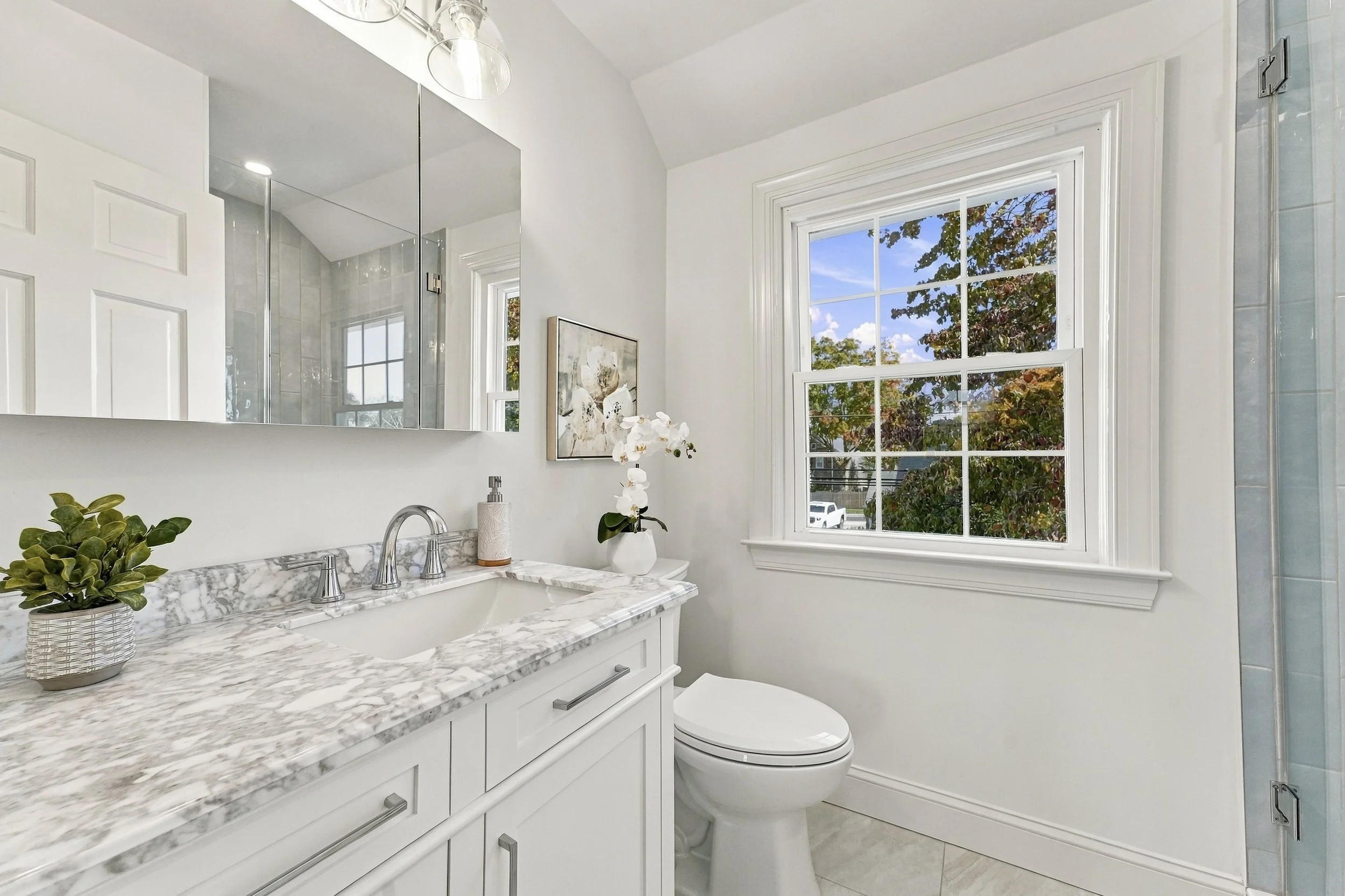 13-1029 Mason Ave_26.jpg