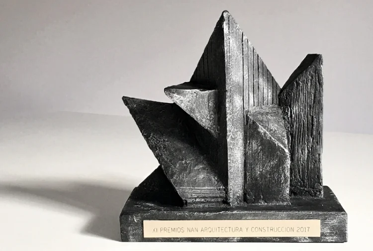 Premio NAN_Ruiz Pardo-Nebreda_Trofeo_LOW.jpg