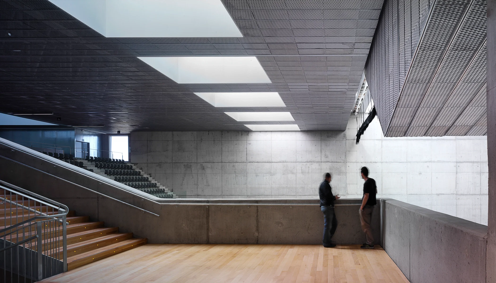 fronton-bizakaia-interior-ruiz-pardo-nebreda-inicio-2.webp