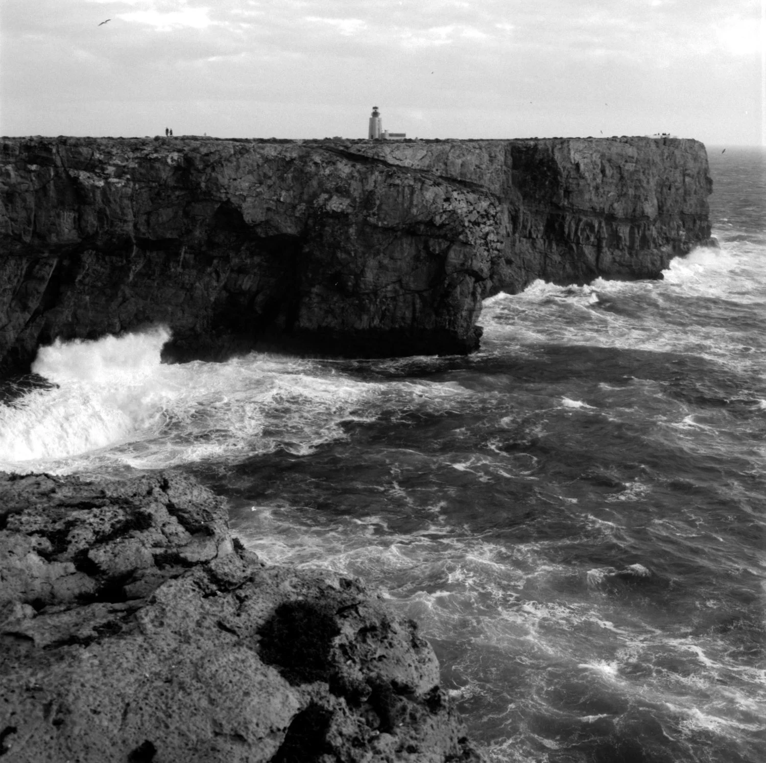 Sagres Cliffs.jpg