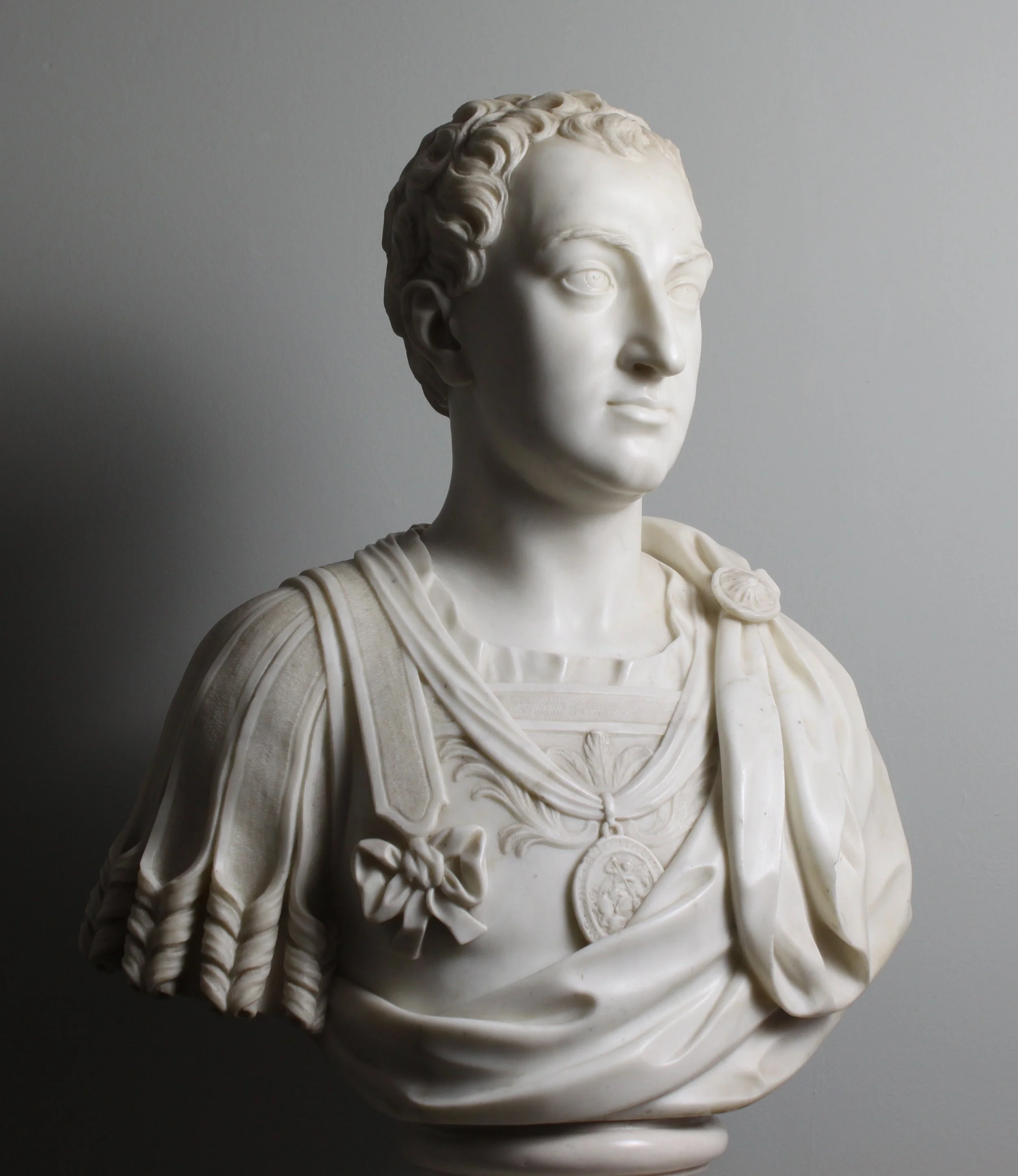 prince-frederick-marble-bust-7-detail1.jpeg