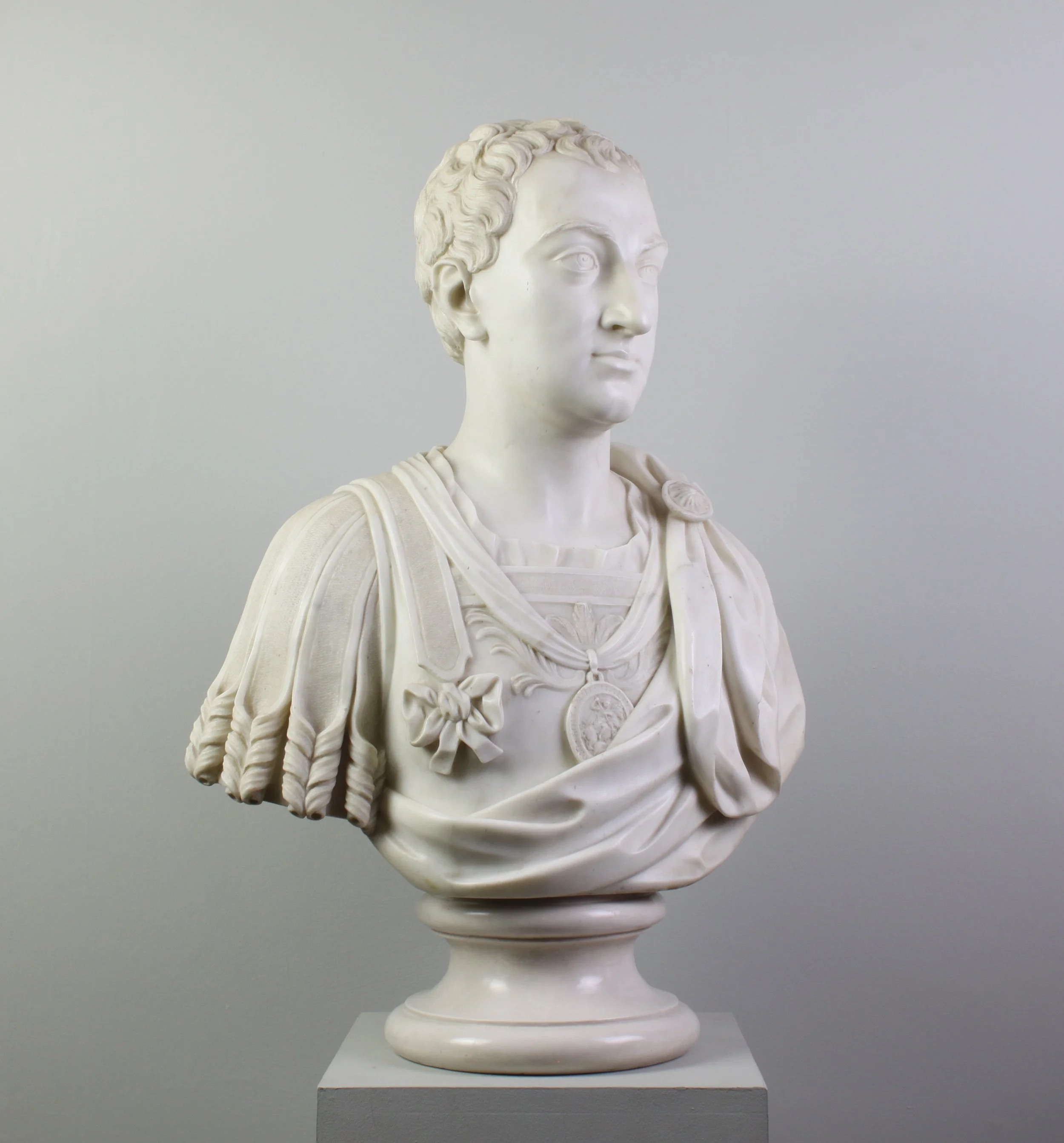 prince-frederick-marble-bust-2.jpeg