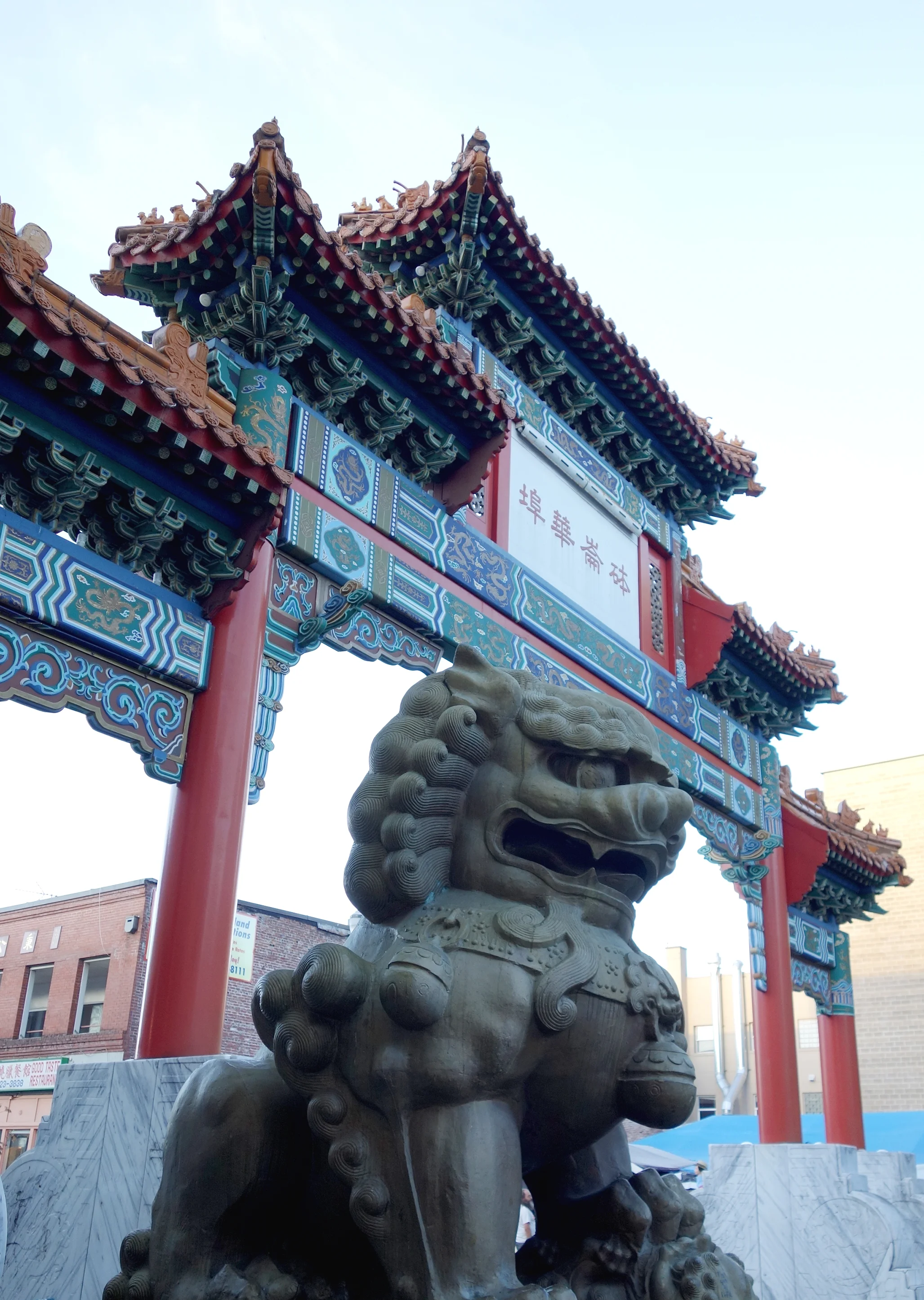 CHINATOWN ARCH.jpg