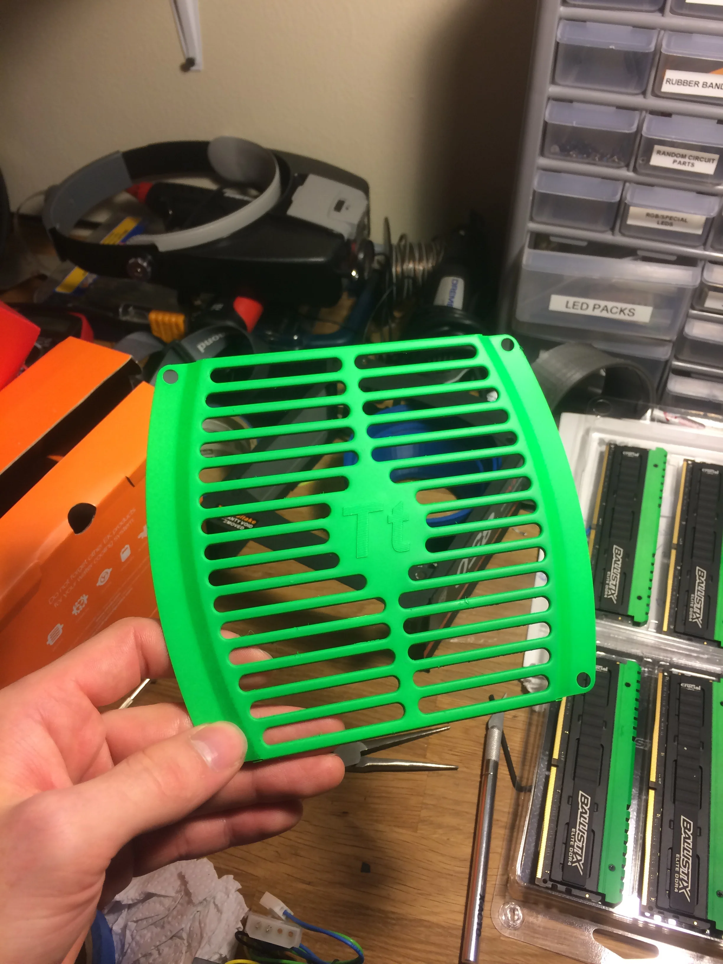 The green grill.
