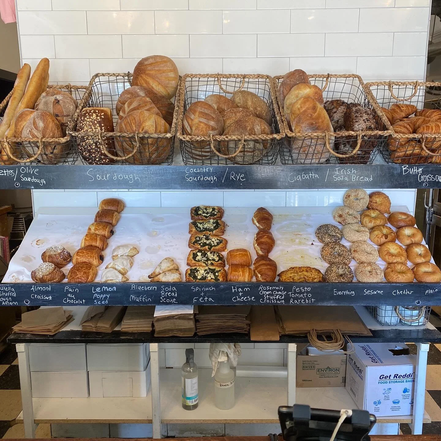 A little throwback to one of Crust’s many glow-ups. Same heart, same bread, just a cozier home. π€
#crustbakeshop #crustbakery #bodybycrust #worcesterma #worcestereats #localflavors #newenglandcoffeeshops #worcestercoffeeshops #tbt