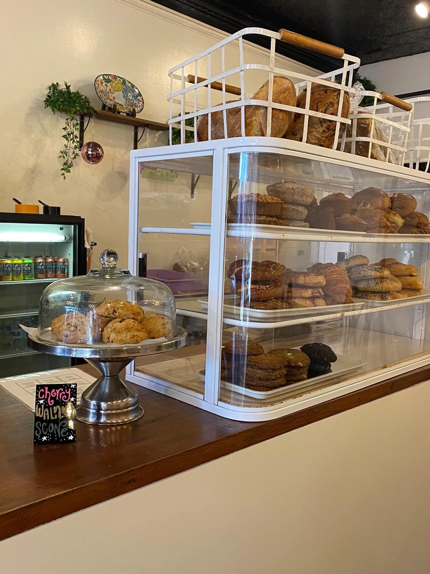 Fresh pastries, warm coffee, no rush. ☕️

#Crustbakeshop #crustbakery #bodybycrust #worcestereats #localflavors #worcesterma #worcestercoffeeshops #newenglandcoffeeshogps