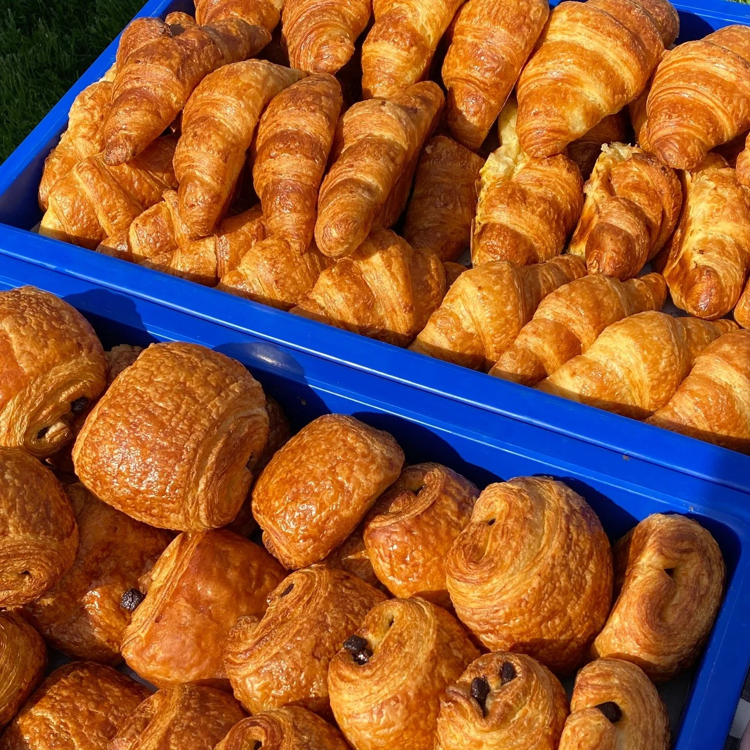 Croissant Appreciation Post 🥐✨

#Crustbakeshop #bodybycrust #worcestereats #localflavors  #worcestercoffeeshops