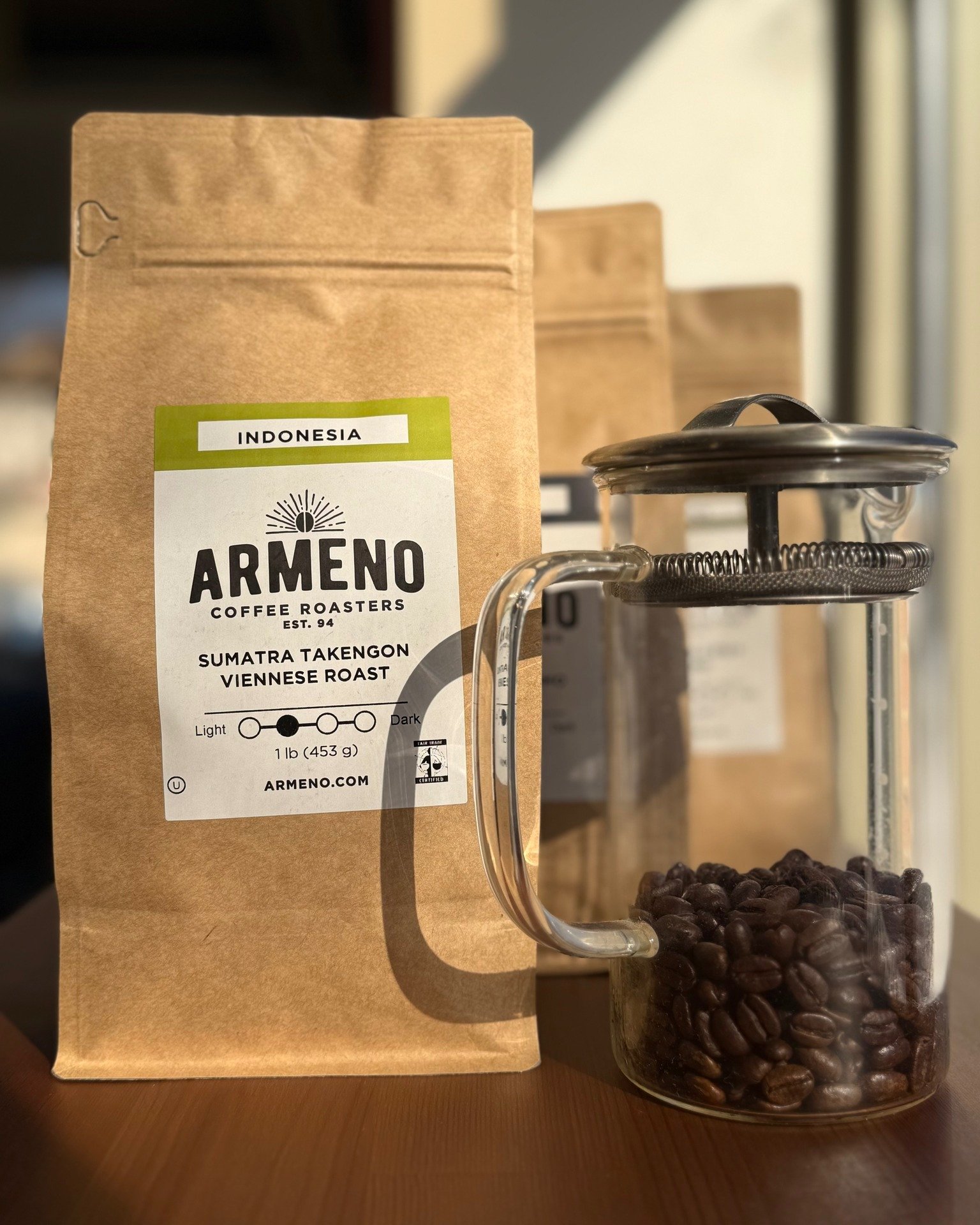 Little Crust PSA ☕️✨
We sell bags of Armeno coffee at our West Boylston Street location and any of the coffees can be ground to your specifications right in the shop 🤍

#localflavors #Crustbakeshop #newenglandcoffeeshop #worcestercoffeeshops #crustw