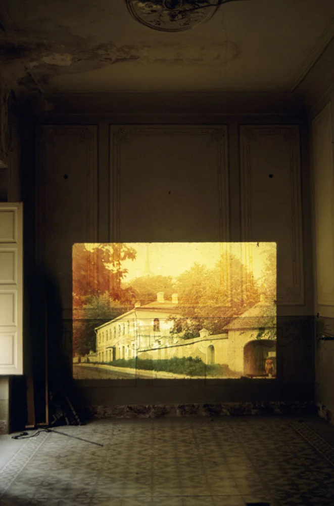 Untitled, 2006-07, lambda color print, 31 x 47 inches/ 79 x 119 cm