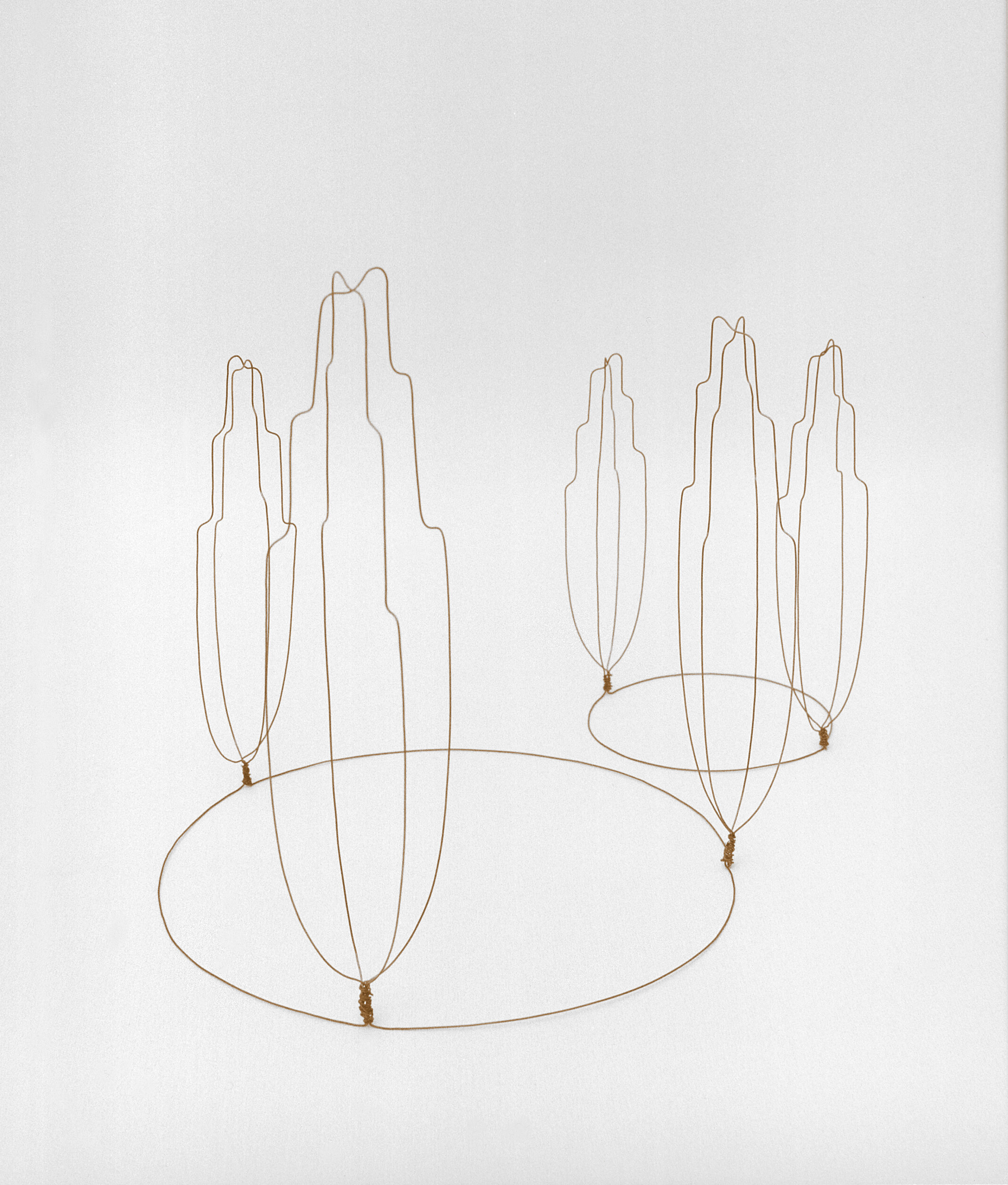  Copas de cobre, 1998, Wire, 6.3 x 13 x 11.8 inches / 16 x 33 x 30 cm 
