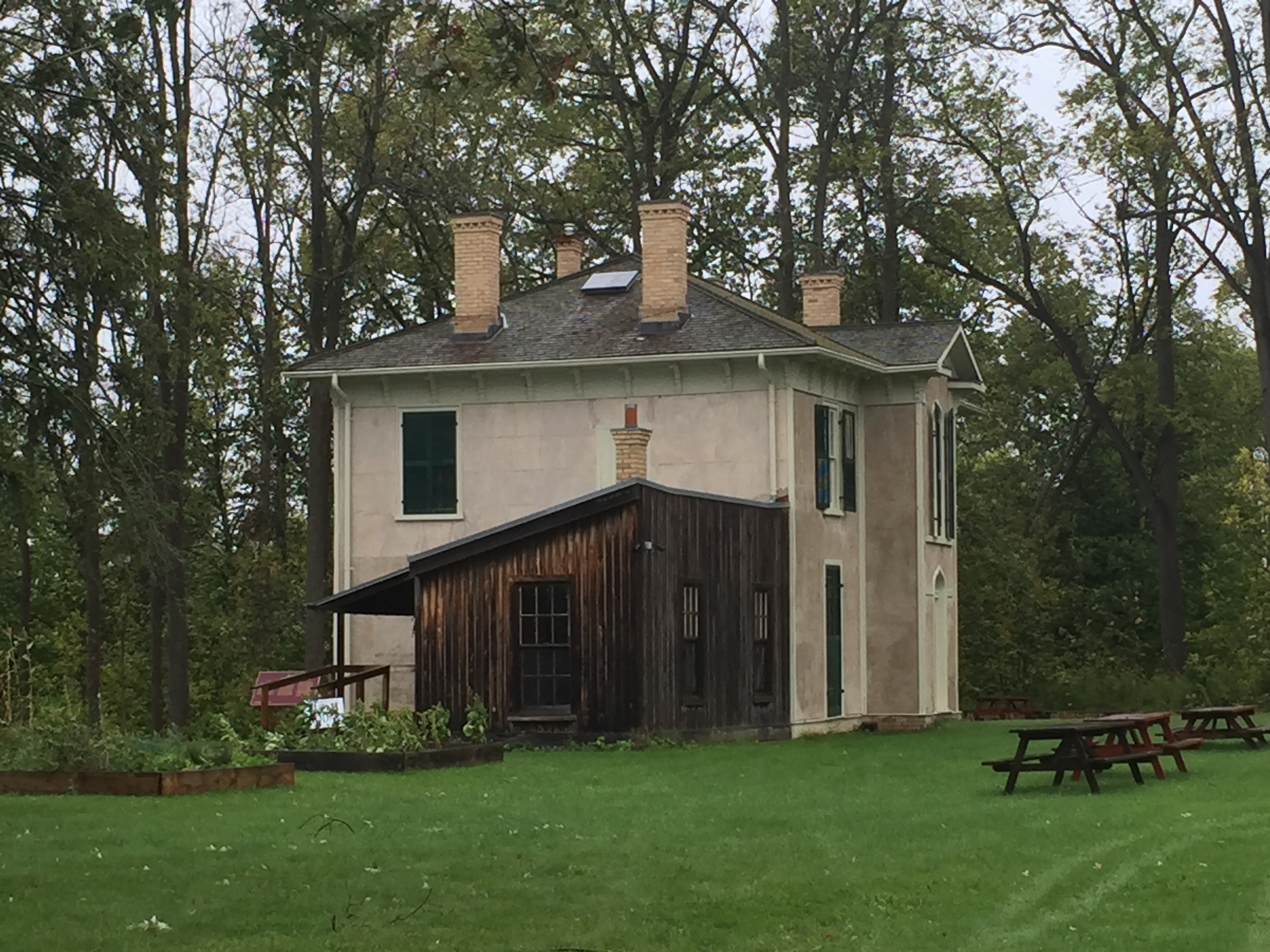 Chiefswood, e. Pauline johnson's home photo: jesse rae