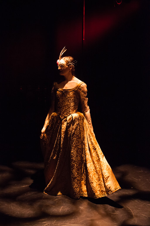 The Duchess of Malfi Directed by Rod Menzies The Shakespeare Theatre's Academy for Classical Acting with GWU Summer 2014 Photo by Bee Two Sweet