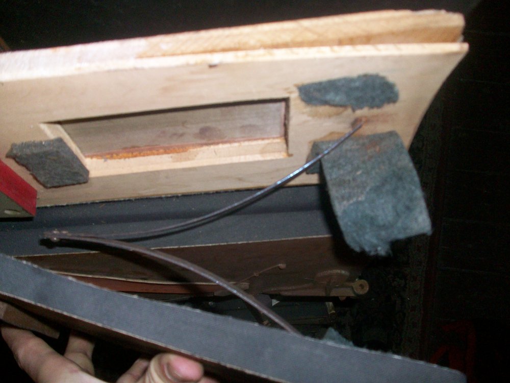 Internal reservoir spring