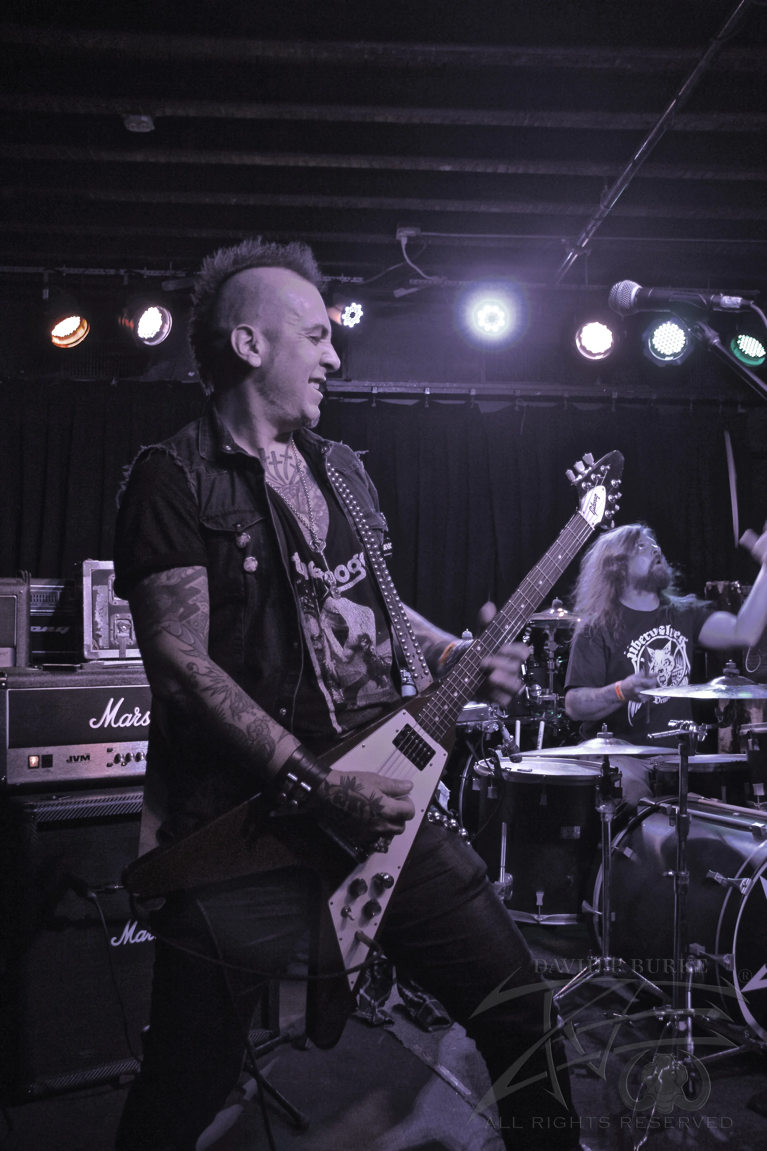 Lotus Gait guitarist Fox photo:David Burke
