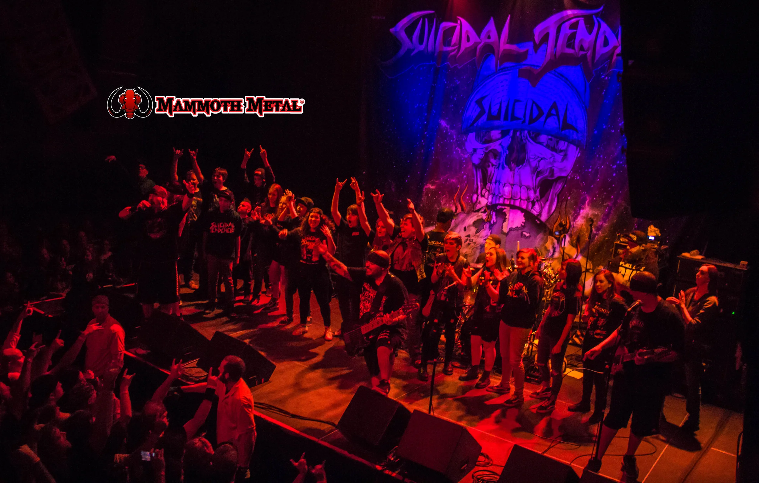 Suicidal Tendencies brought up all the kids to perform on stage. so awesome! photo: David Burke