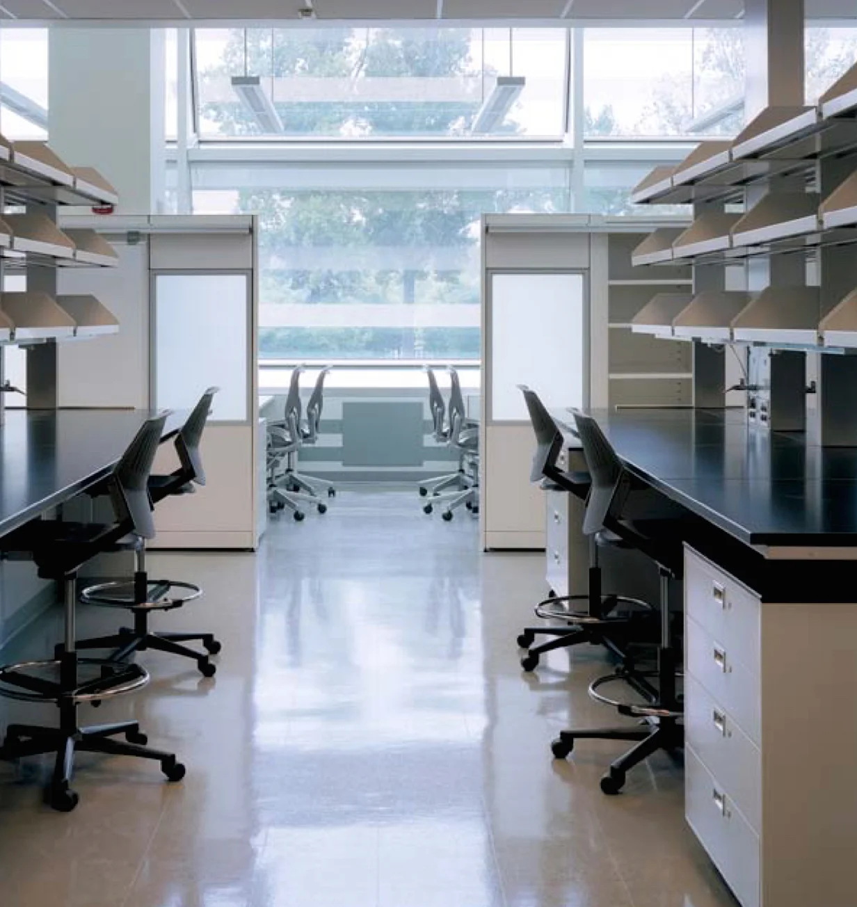 Porter Neuroscience Research Lob at NIH, Bethesda, MD*