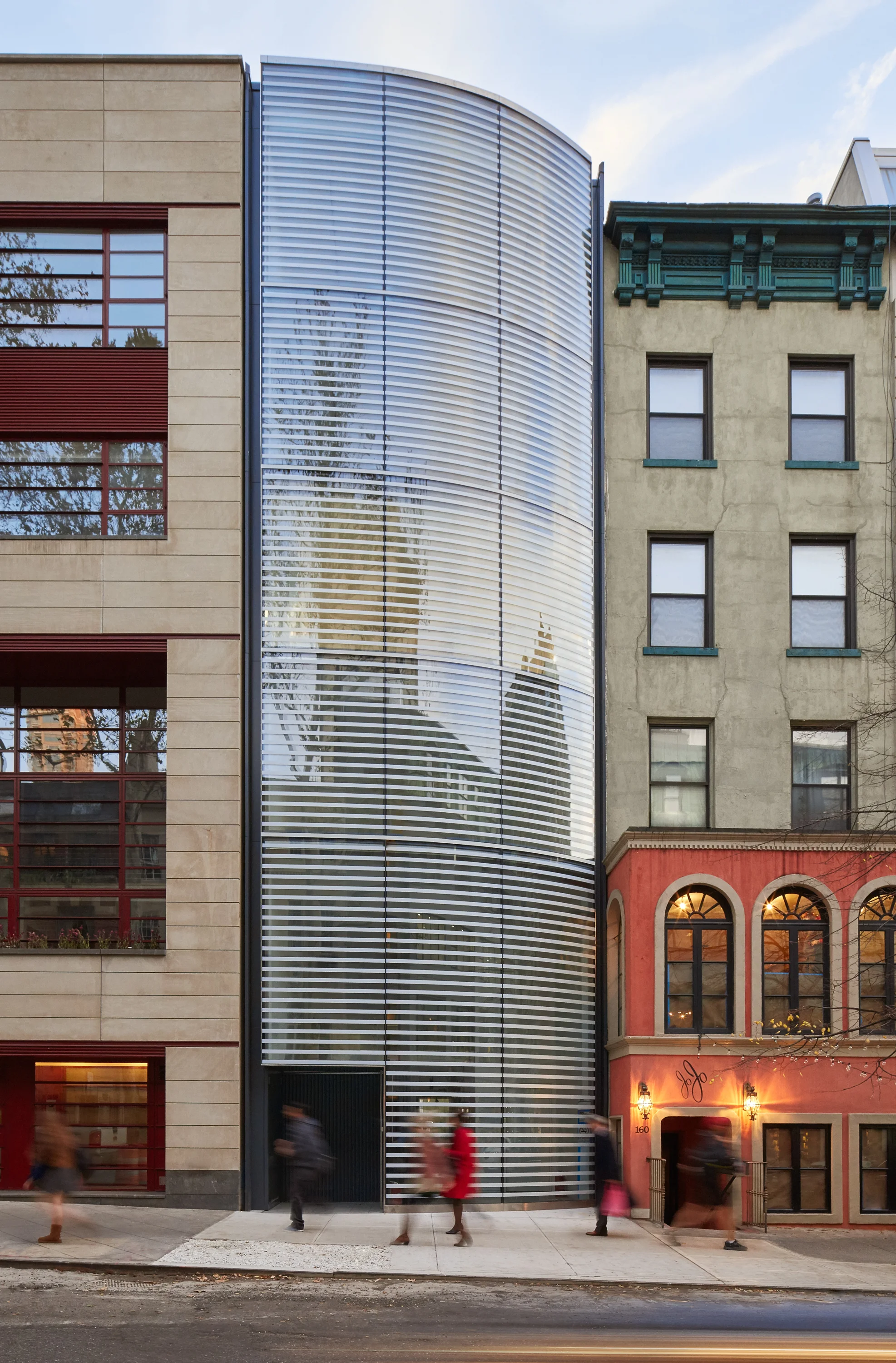 Aaron_Thompson-162_E_64th_St-01.jpg