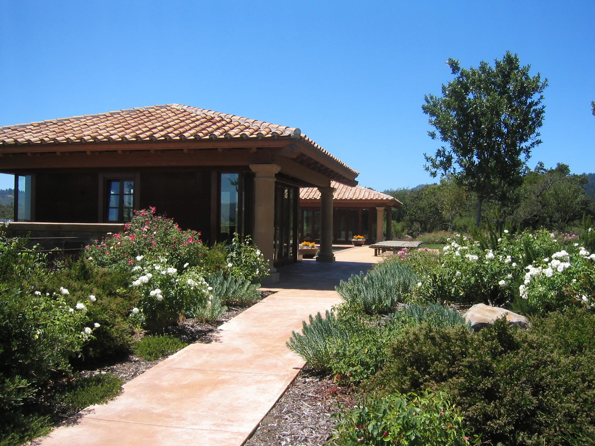 PH-ext-view from right.JPG