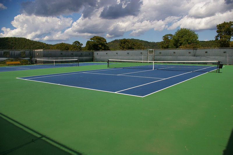 Tennis courts.jpg