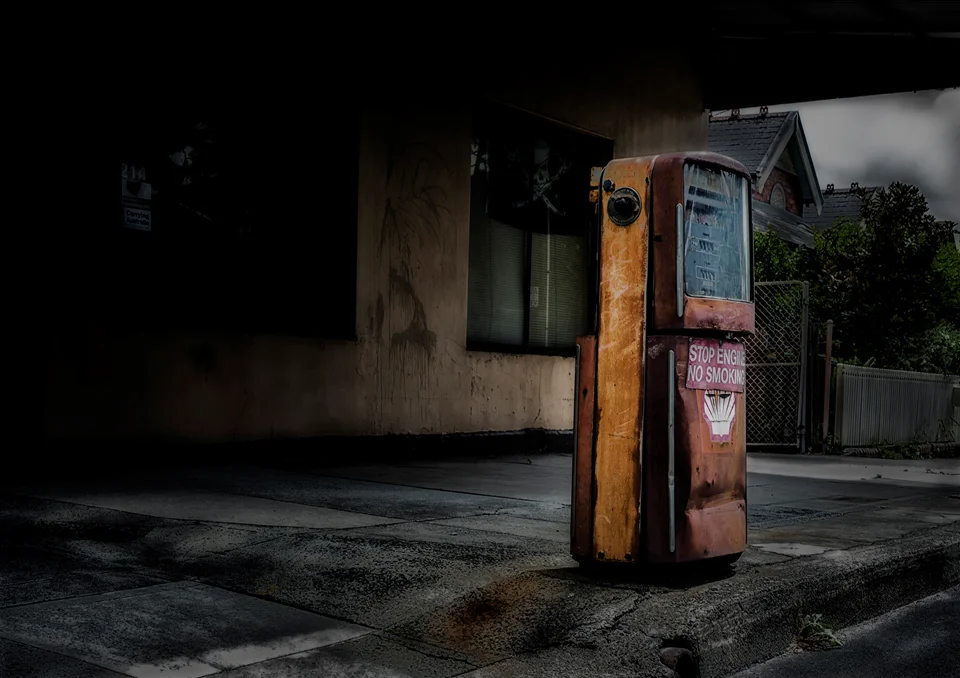 What is the Subject ? What is the idea being communicated ? (c) Jim Crew 2018