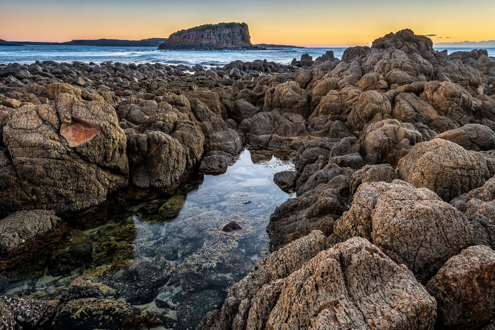 Minnamurra rocks at dawn (c) Michael Smyth 2018