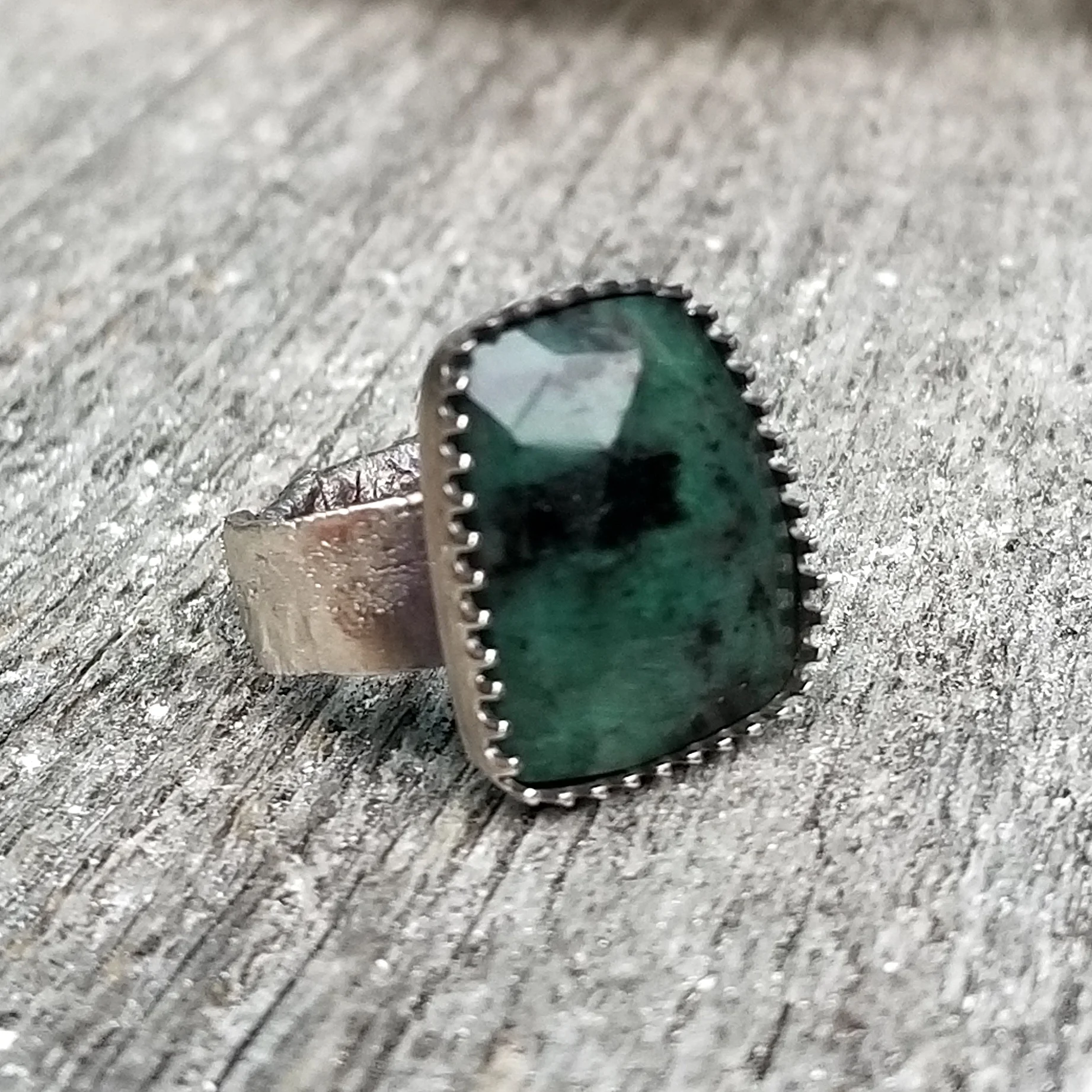 emerald2.jpg