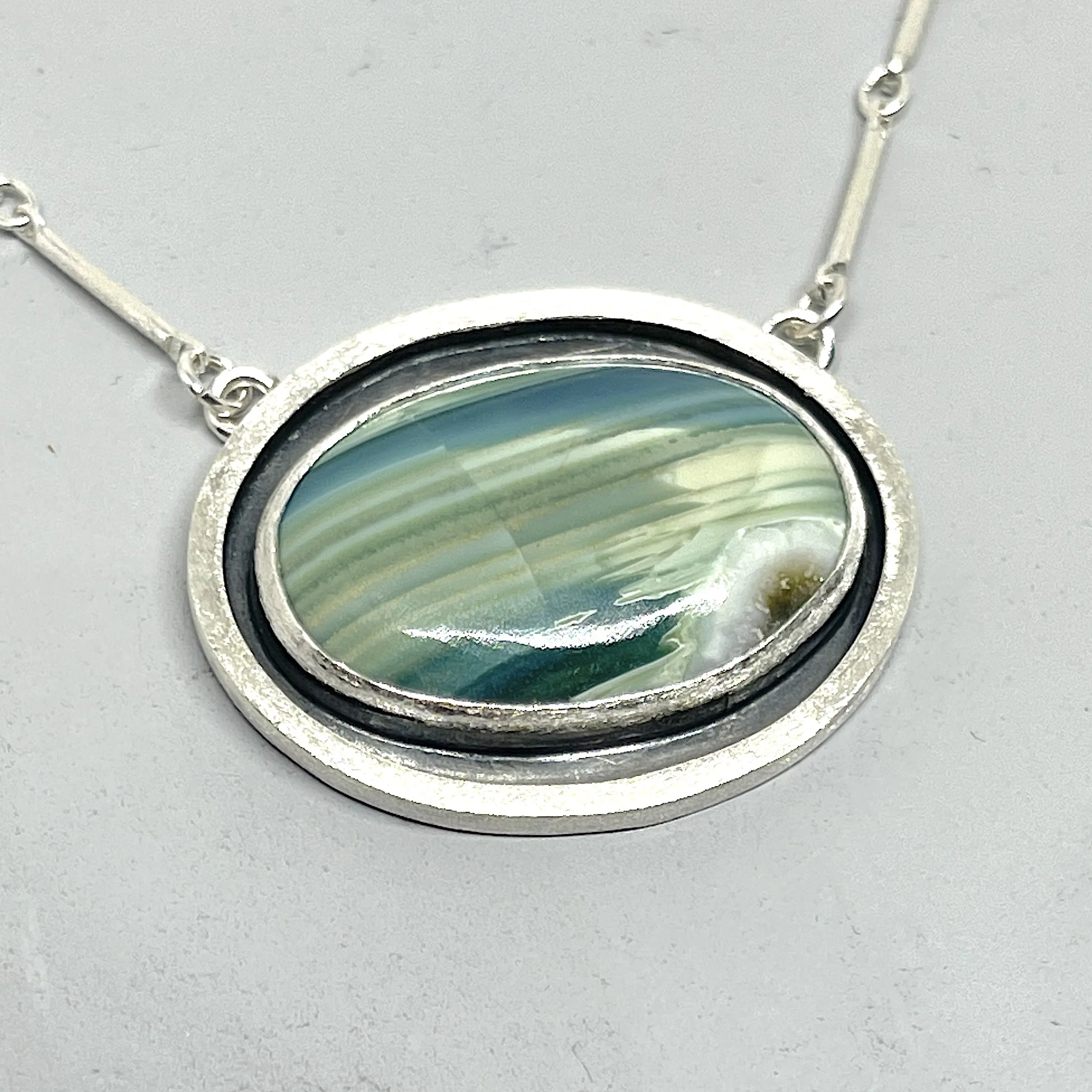 oval_saturn_pendant_2.JPG