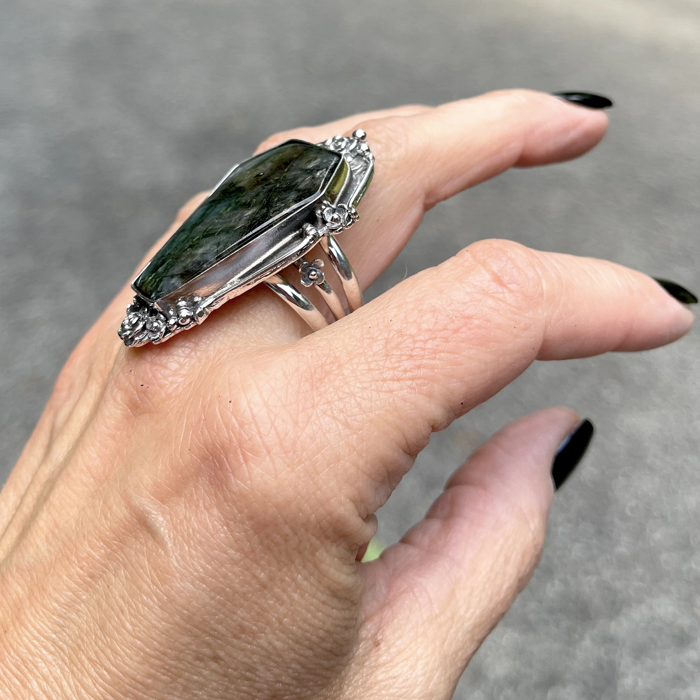 labradorite_coffin_statement_ring_2.JPG