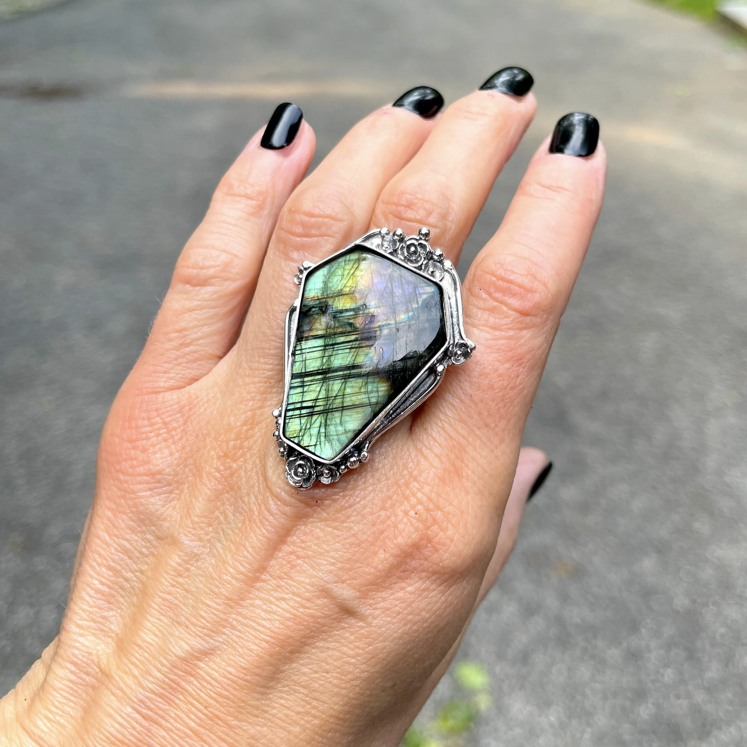 labradorite_coffin_statement_ring.JPG
