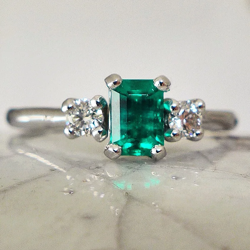 emerald-engagement-ring.jpg