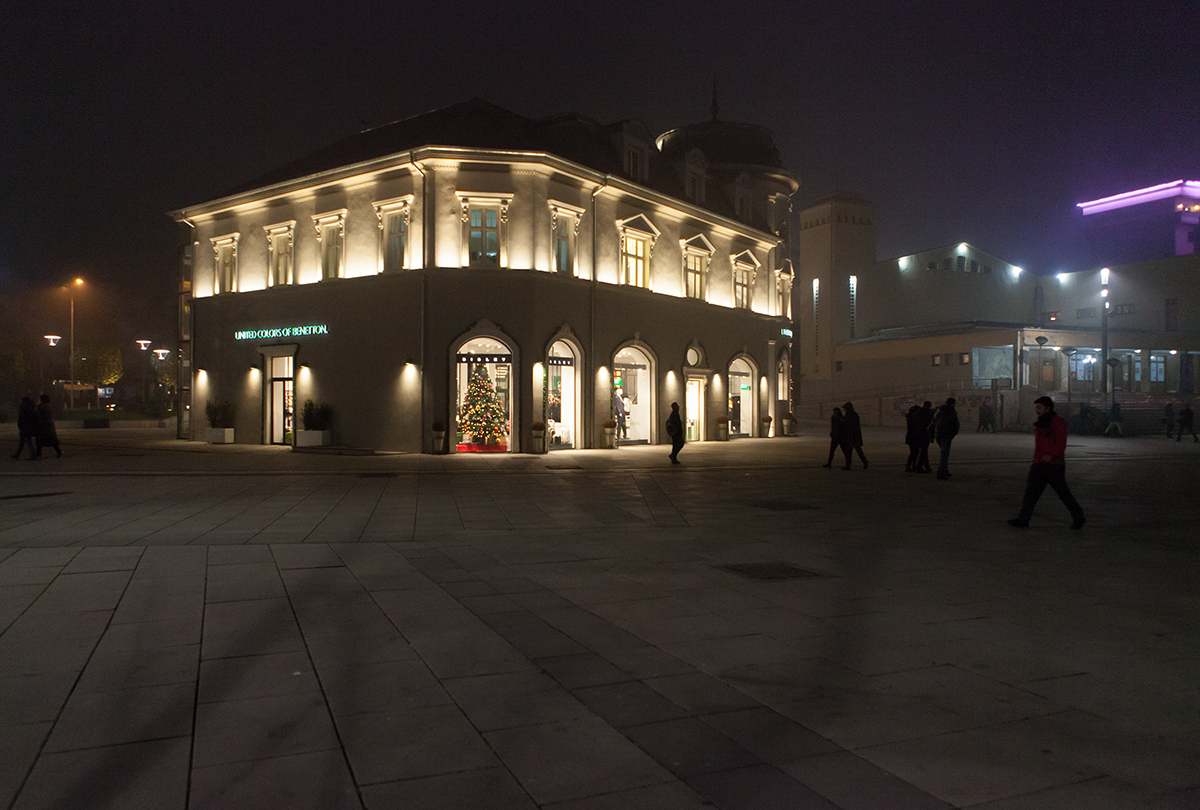 The Restored Hotel Union, United Colors of Benetton Megastore , Prishtina Kosovo, alketamisja photography, december 2015