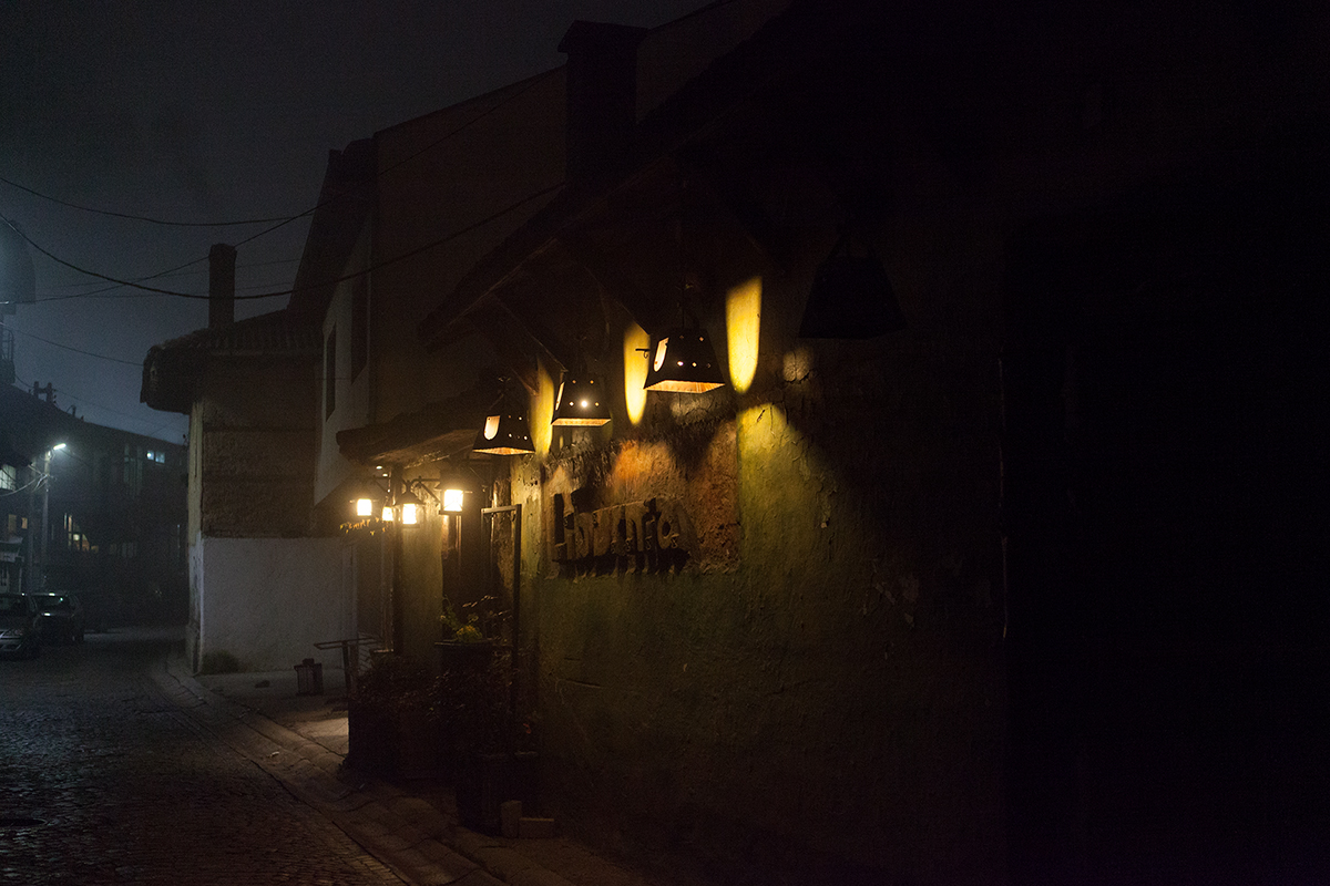 Old Inner Neighbourhood Prishtina, alketamisja photography, december 2015